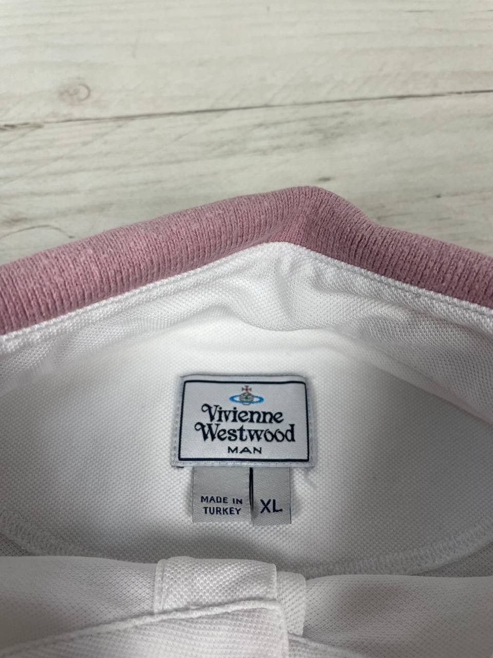 Vivienne Westwood Vivienne Westwood Polo Shirt Logo Orb Size US XL / EU 56 / 4 - 7 Thumbnail