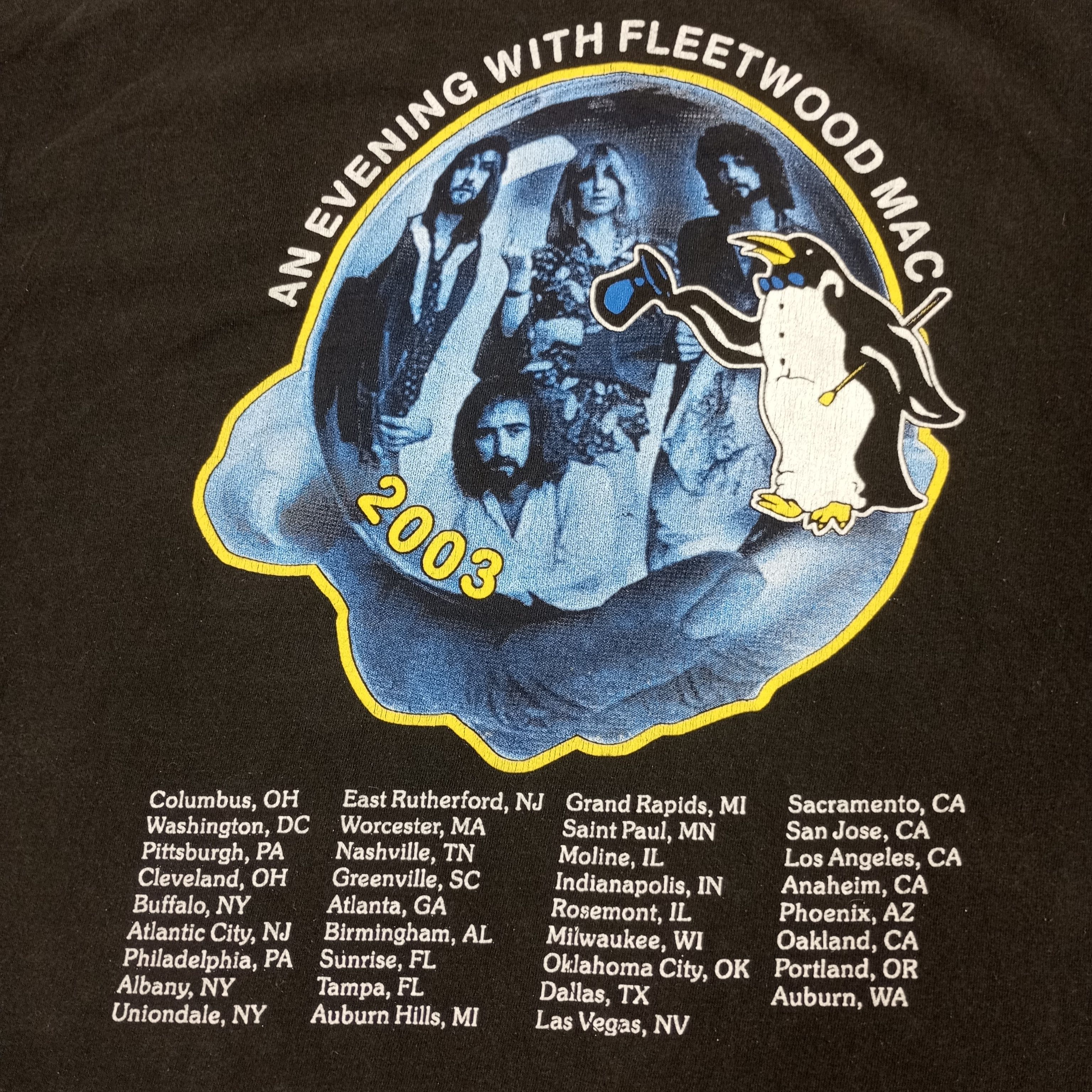 Band Tees × Vintage Fleetwood Mac Rock Band Music 2003 Tour Vintage Tshirt Size US XL / EU 56 / 4 - 4 Thumbnail