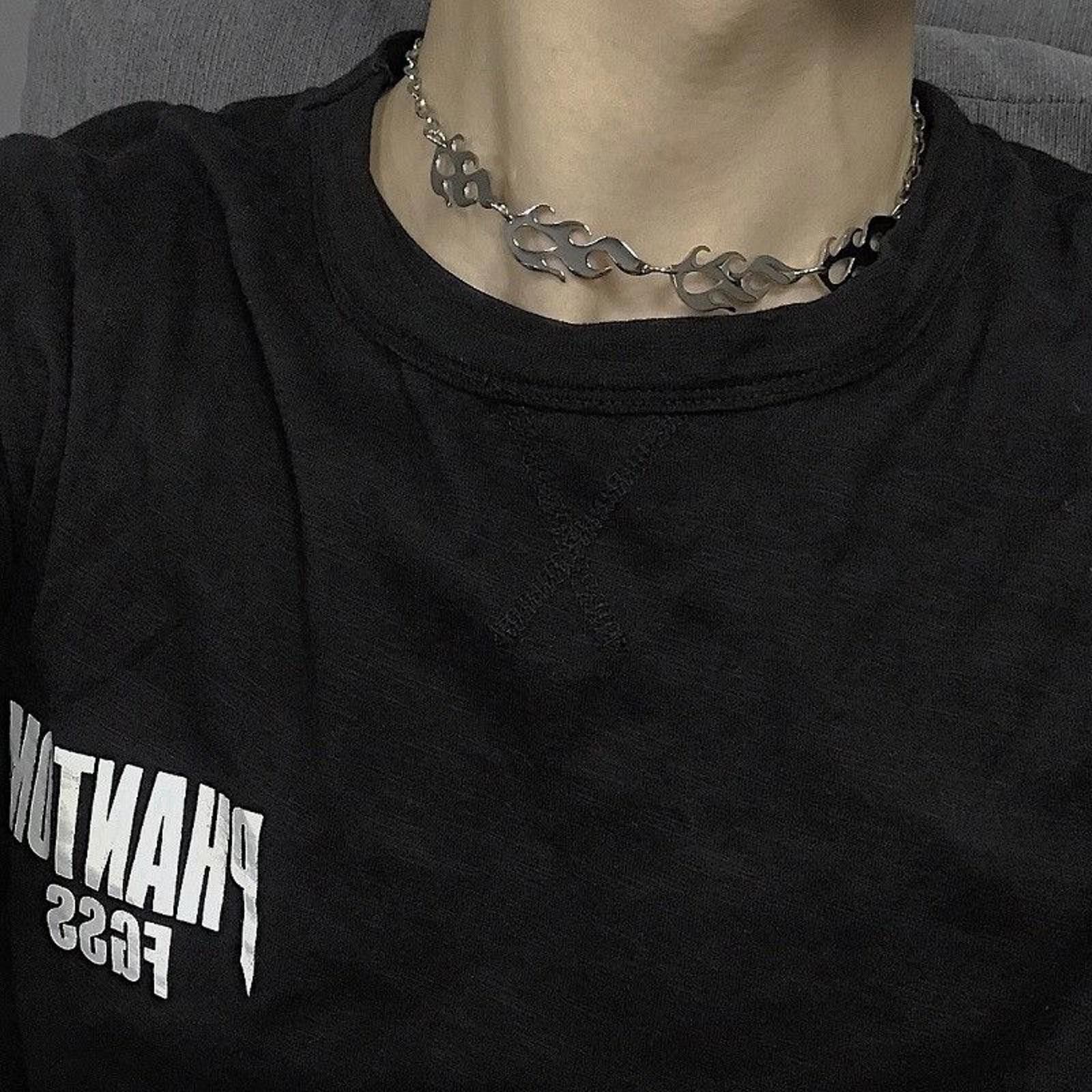 Jewelry Fire Flame Choker Necklace / Grunge, Goth, y2k Size ONE SIZE - 2 Thumbnail