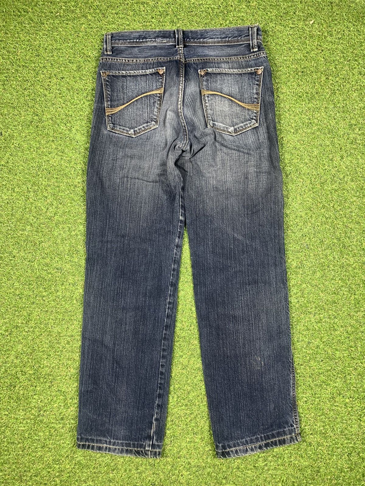 DKNY Vintage DKNY Japanese jeans washed streetwear size 30x32 Size US 30 / EU 46 - 1 Thumbnail