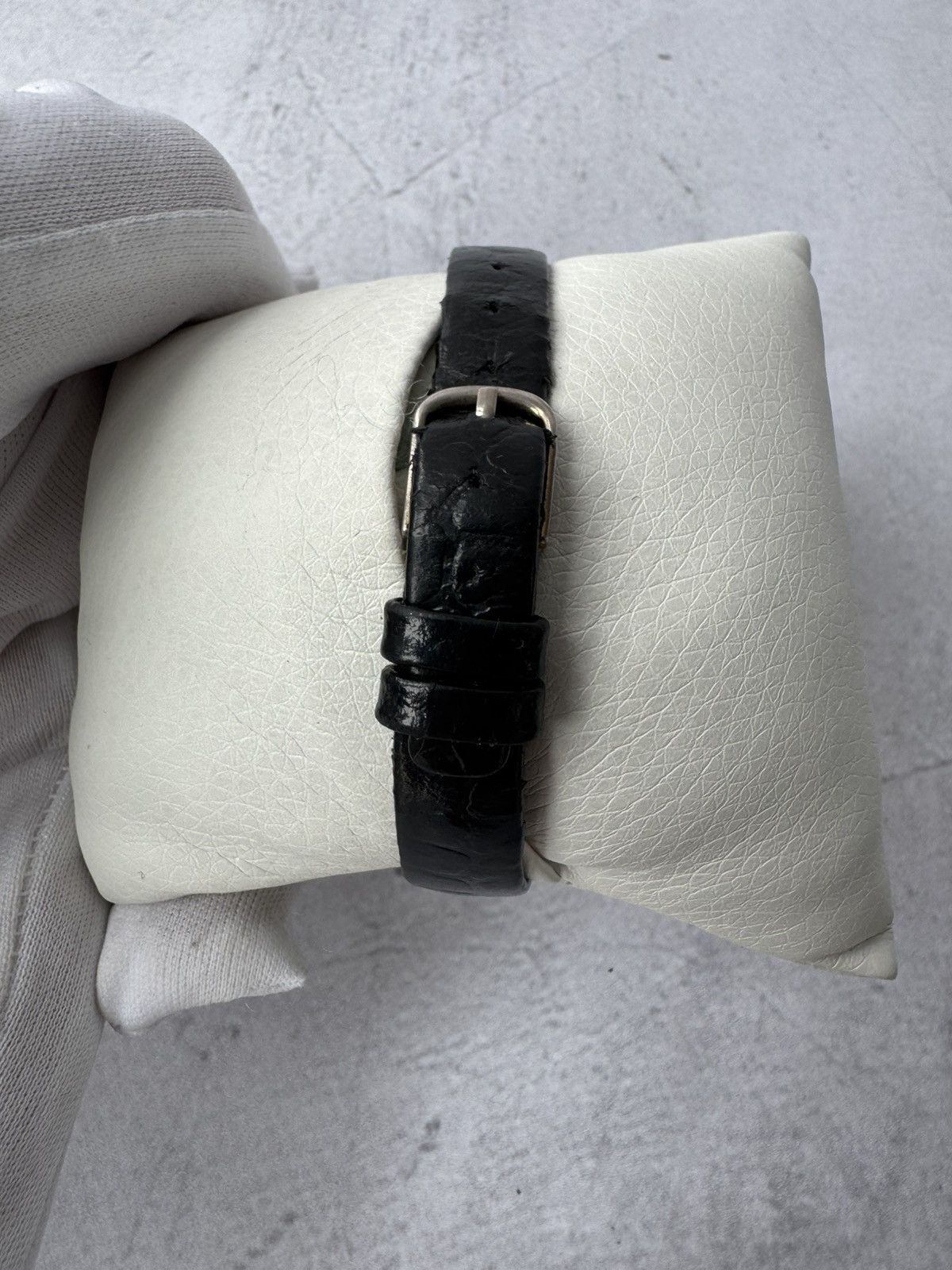 Vintage Q&Q Japanese Style Watch Vintage Size ONE SIZE - 2 Thumbnail