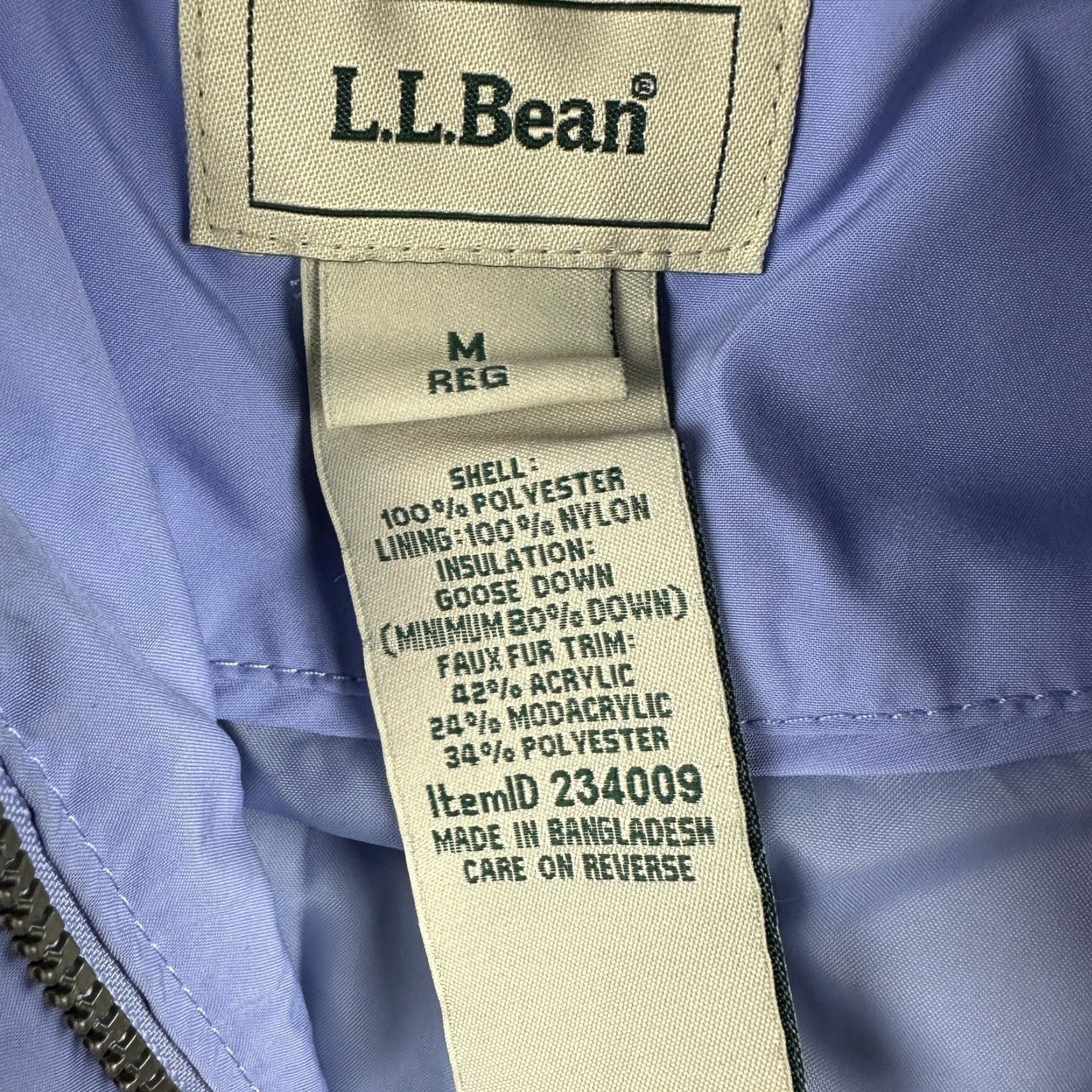 Vintage L.L. Bean Jacket Womens Medium Purple Down Puffer Hooded Fur Trim Zip Front Full Zip Pockets Quilted Size M / US 6-8 / IT 42-44 - 2 Thumbnail
