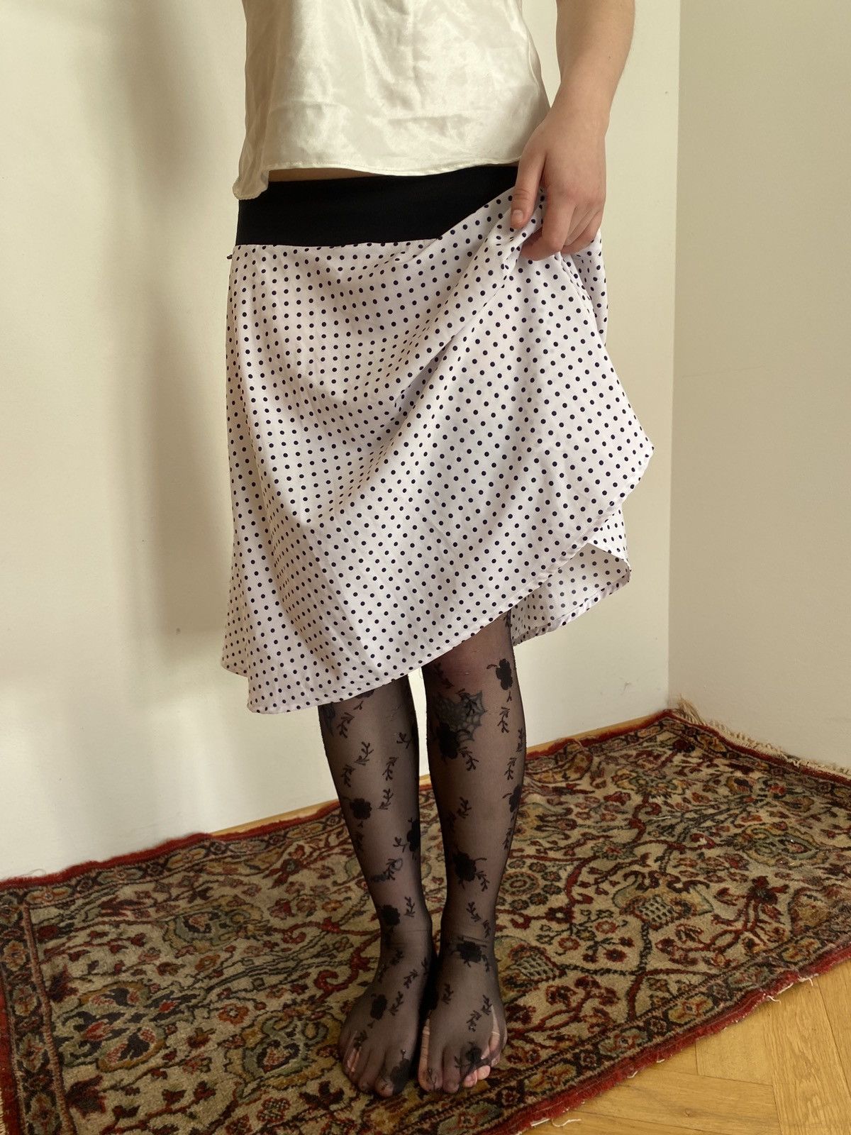 Vintage Vintage dotted midi skirt Size 27" / US 4 / IT 40 - 2 Thumbnail