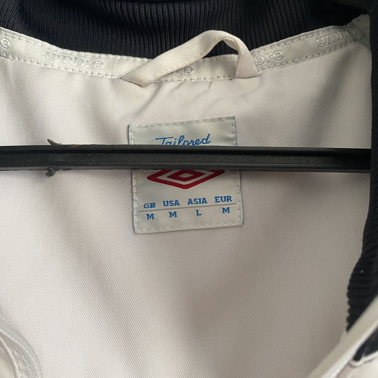 Umbro Vintage Umbro England Training Jacket 11/12 Zipped White Size US M / EU 48-50 / 2 - 6 Thumbnail