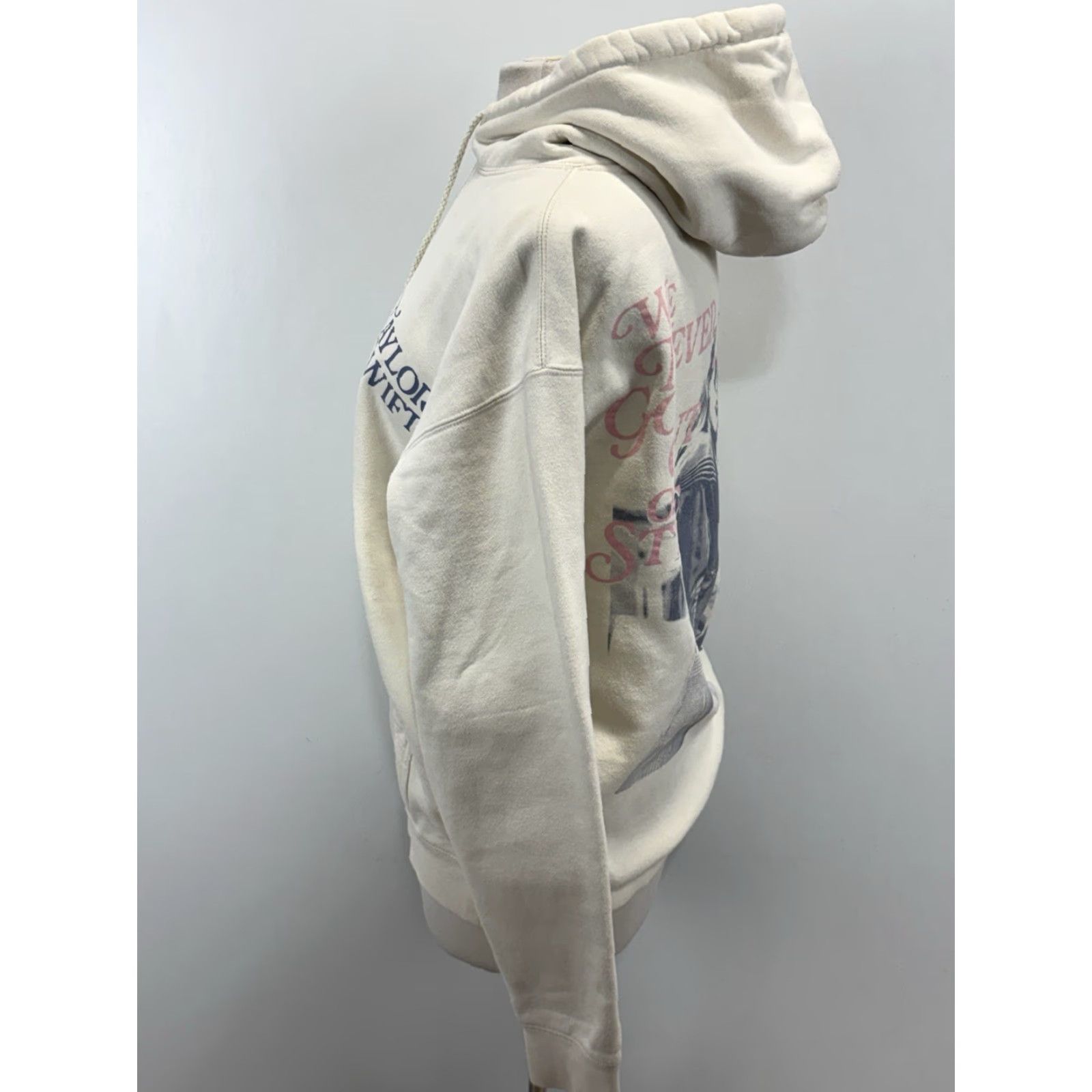 Vintage Taylor Swift 1989 Hoodie Pullover Womens Size M Ivory 1989 Band Graphic Print Hooded Sweatshirt Men? No Girls? Wait. Size M / US 6-8 / IT 42-44 - 3 Thumbnail