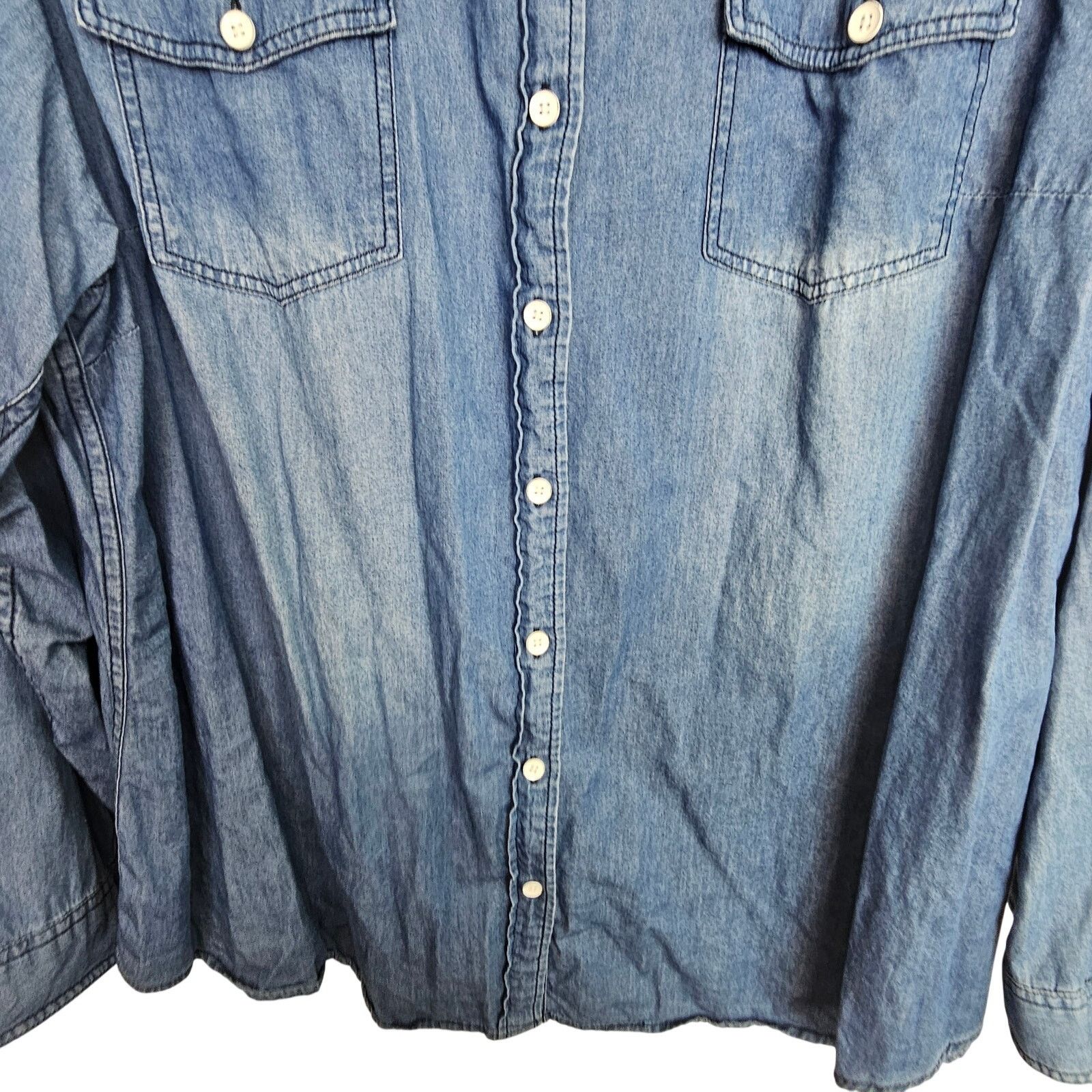 Torrid Torrid Womens Chambray Shirt Plus Size 3X Casual Minimalist Size 3XL / US 20-22 - 3 Thumbnail