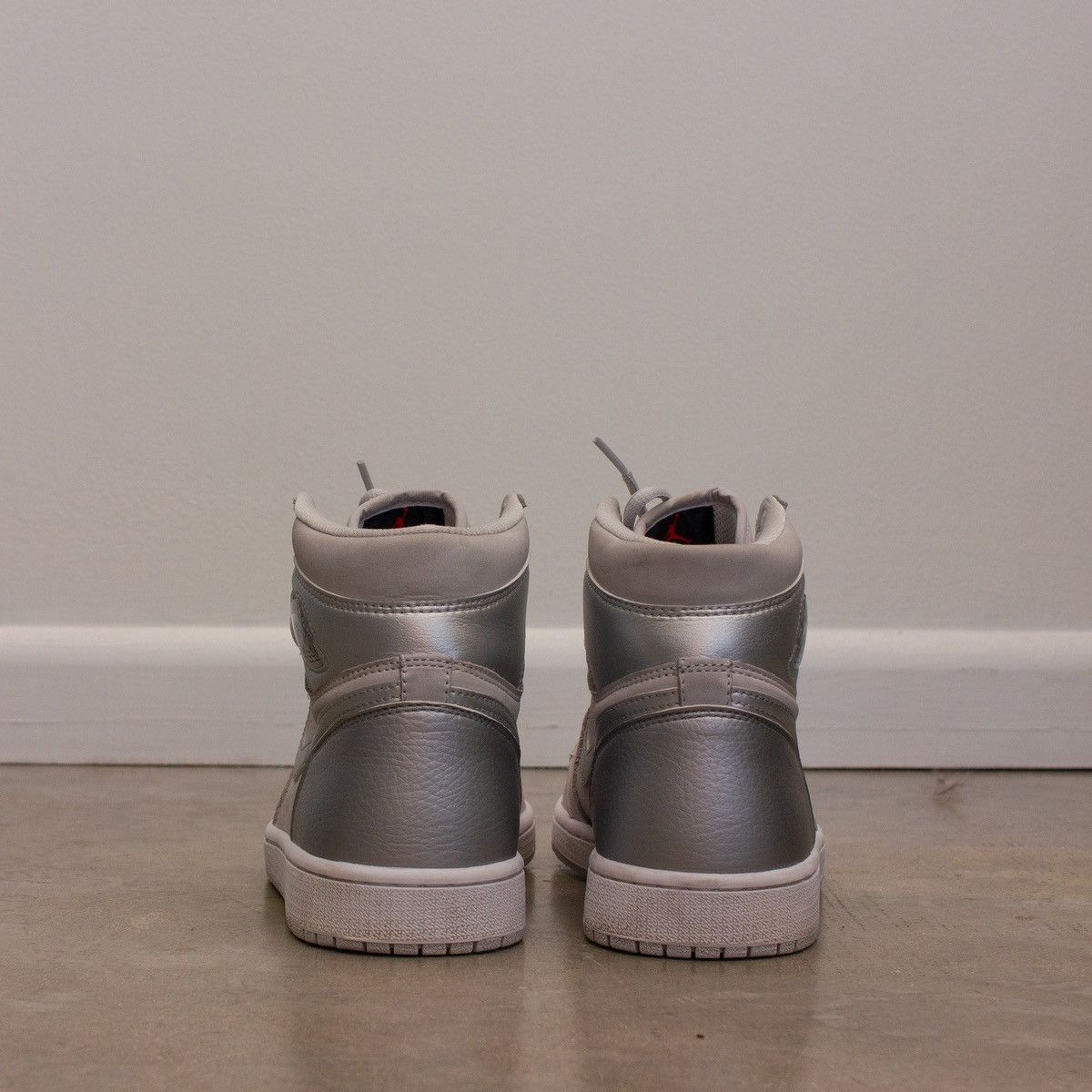 Jordan Brand × Nike Air Jordan 1 Retro High OG CO.JP 'Tokyo' - DC1788 029 Size US 10 / EU 43 - 4 Thumbnail