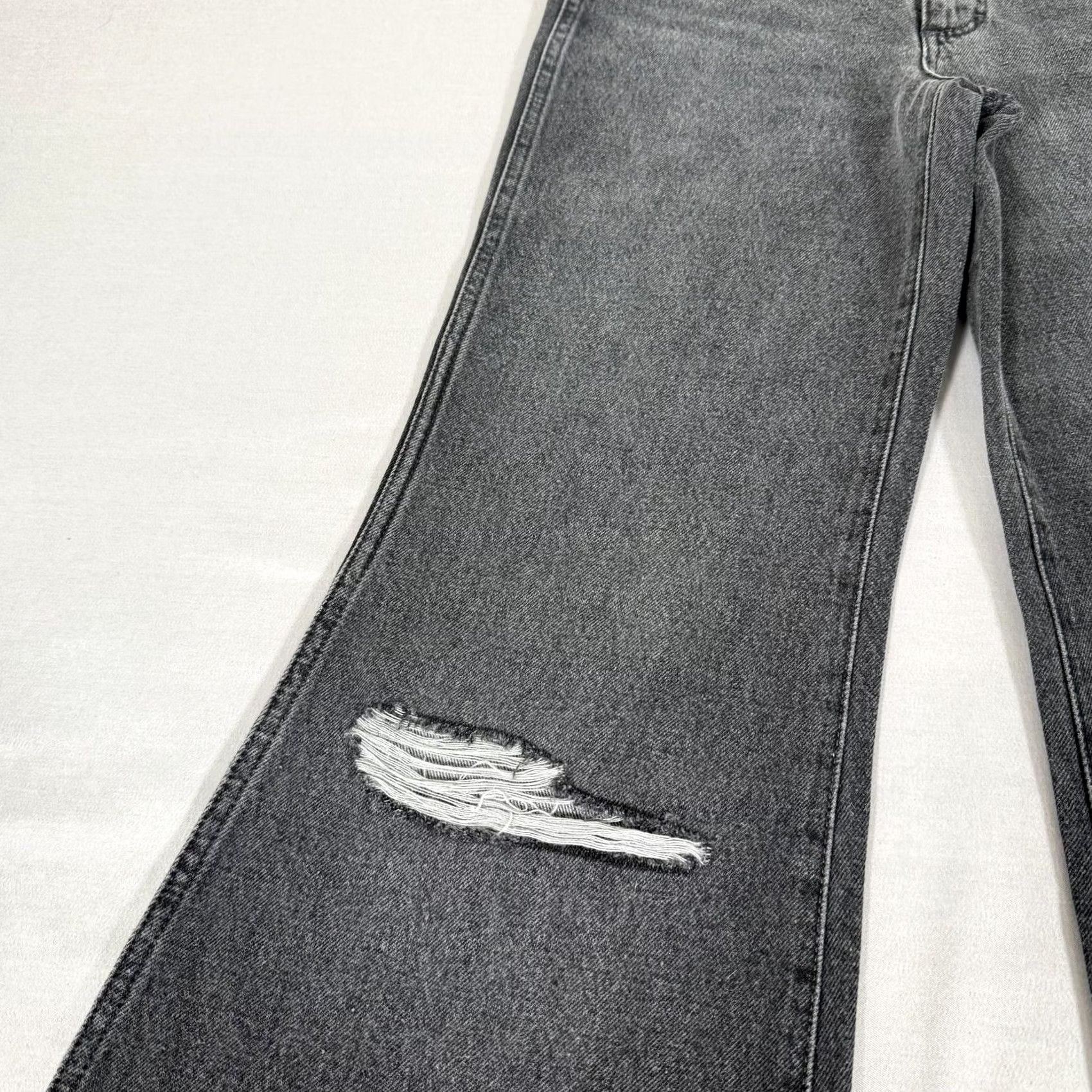 Wrangler Wrangler Jeans Women Wanderer 622 High Rise Flare Jeans Gray 24x34 Distressed Stretch 5-Pocket Denim Wrangler Logo Patch Vintage No Size 42" / US 20 - 4 Thumbnail