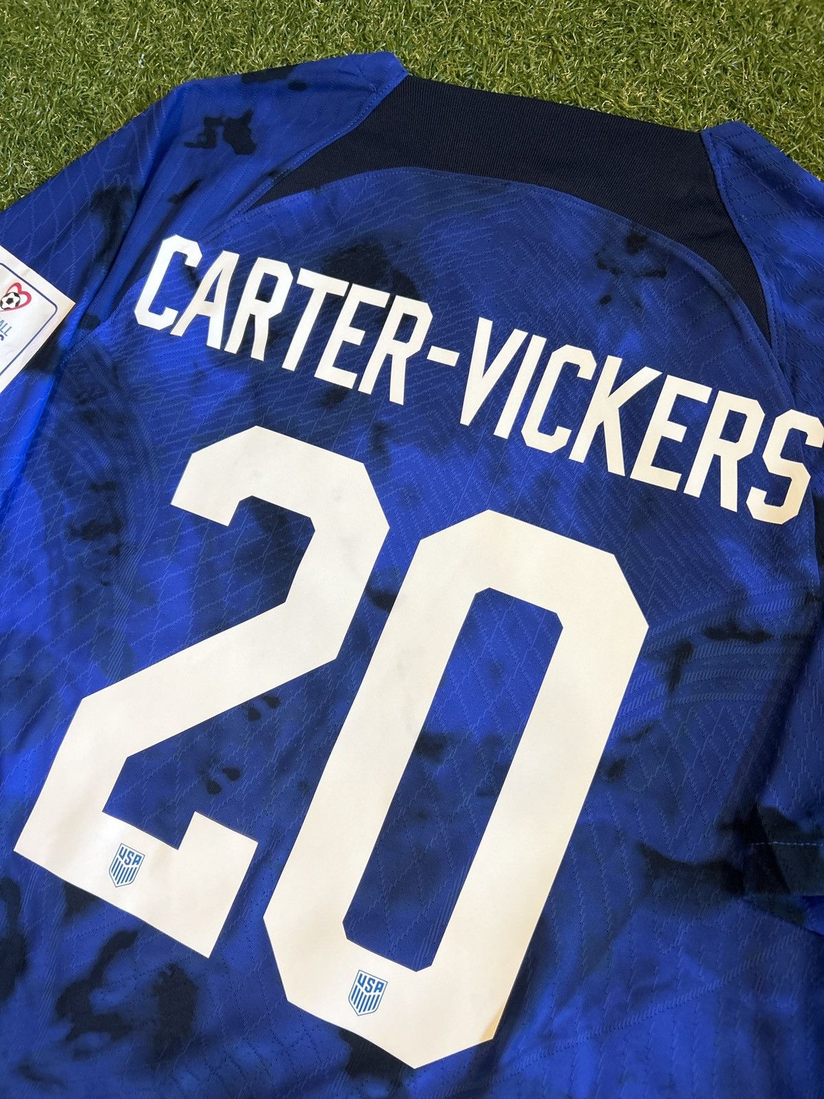 Nike 22/23 USA Carter-Vickers Away Shirt Size US L / EU 52-54 / 3 - 9 Thumbnail