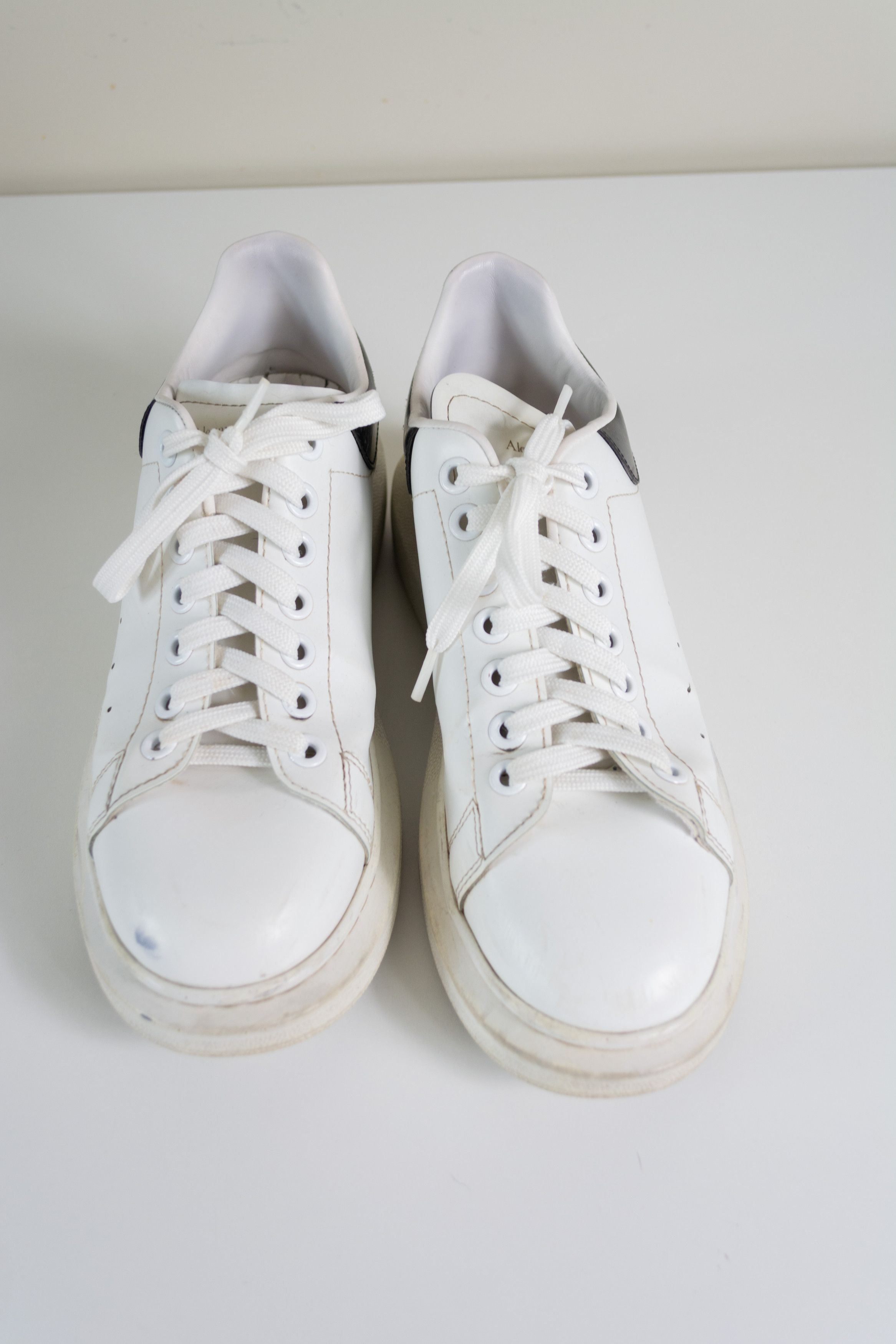 Alexander McQueen Alexander McQueen white sneakers Size US 9 / EU 42 - 7 Thumbnail