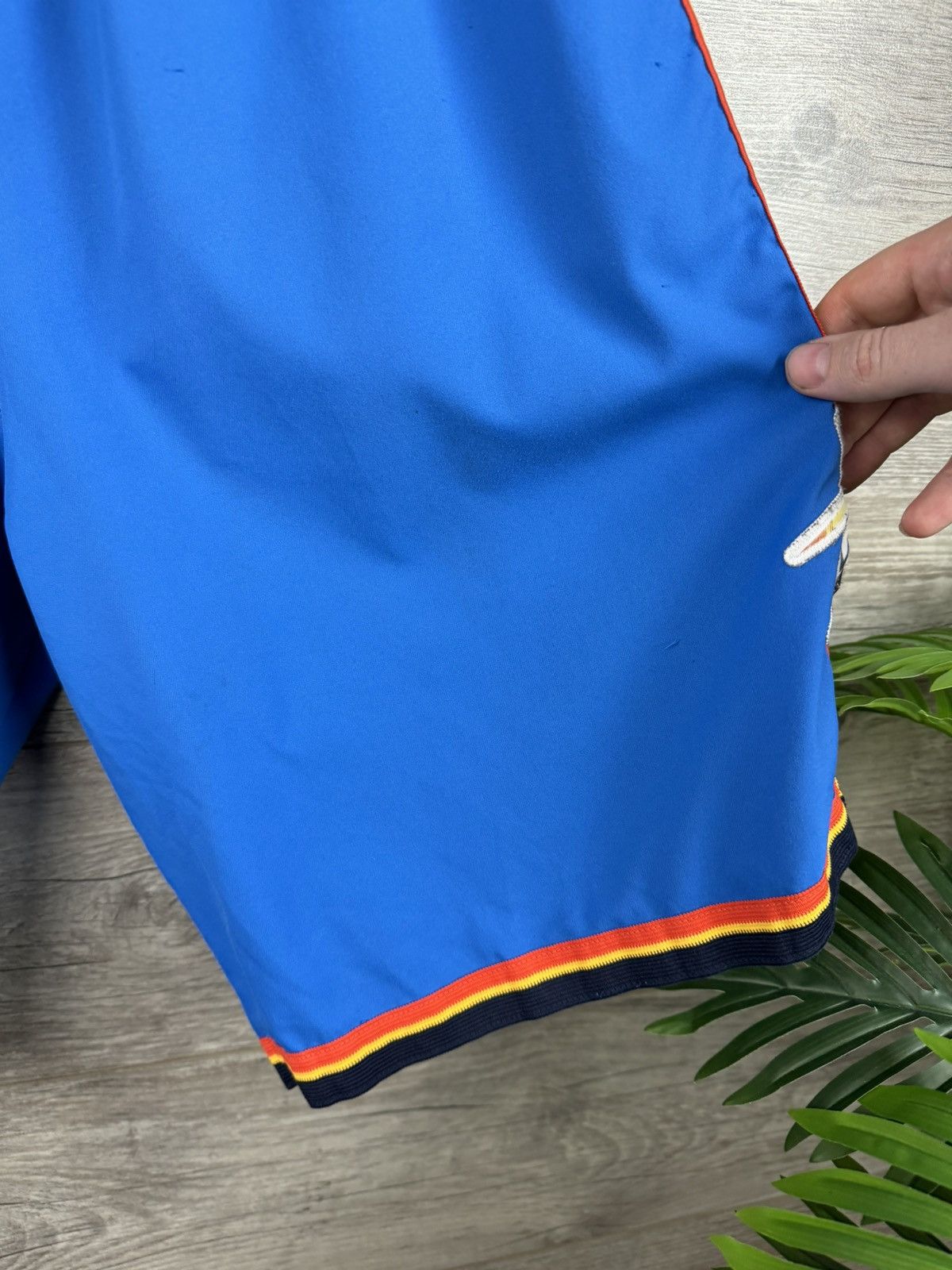 NBA Adidas NBA shorts 🩳 OKC size L Size US 34 / EU 50 - 22 Thumbnail