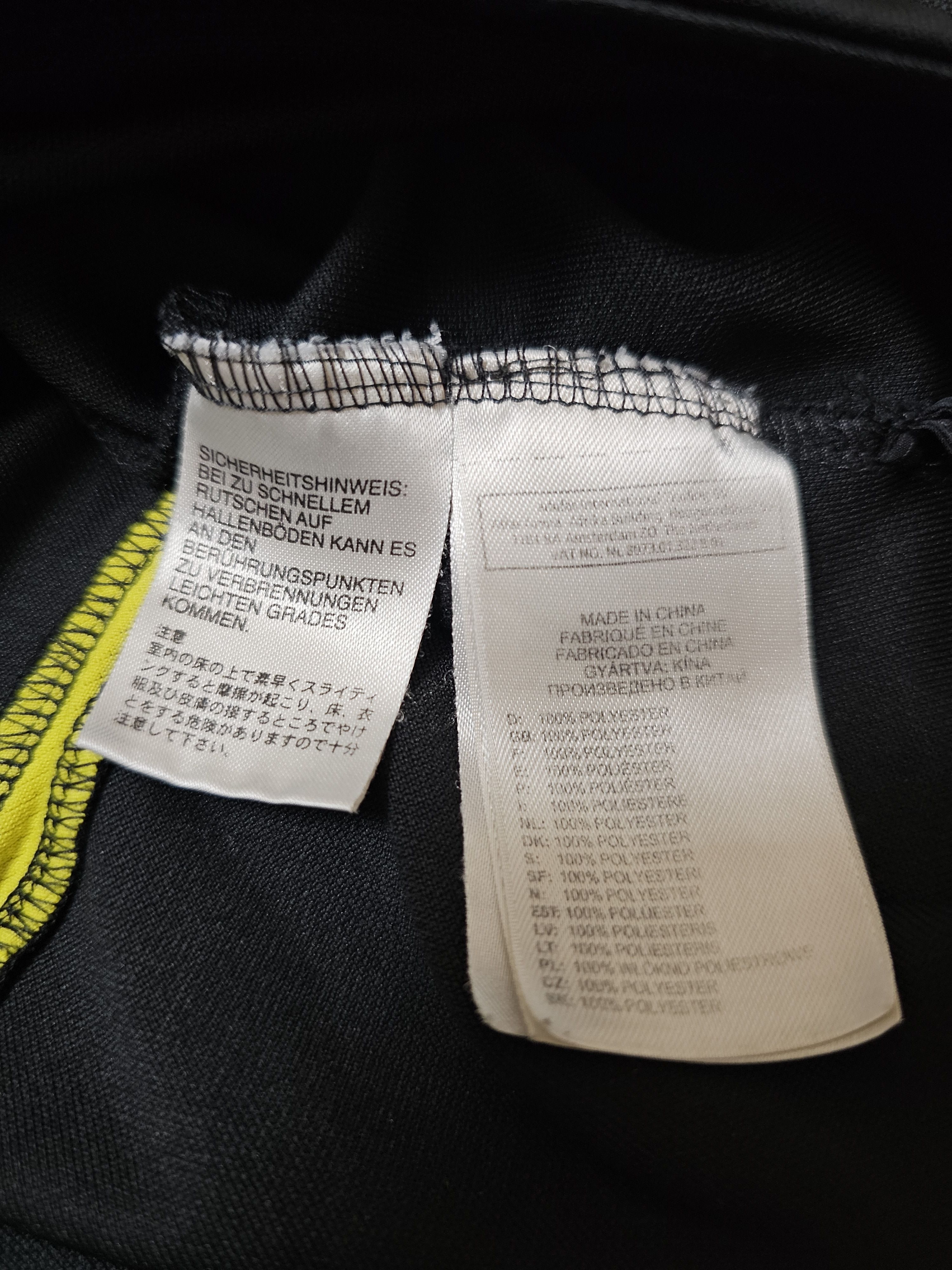 Adidas LIVERPOOL 2010 2011 FOOTBALL JACKET SOCCER TRAINING JACKET Size US XL / EU 56 / 4 - 9 Thumbnail