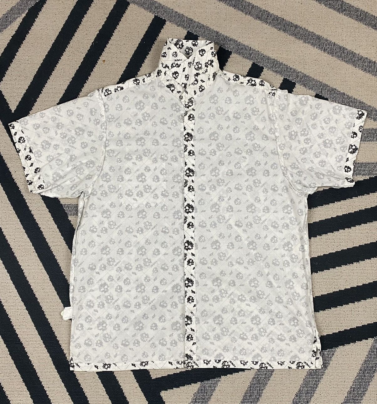 Tony Hawk Pre-loved Tony Hawk Fullprint Skull Short sleeve Size US M / EU 48-50 / 2 - 4 Thumbnail