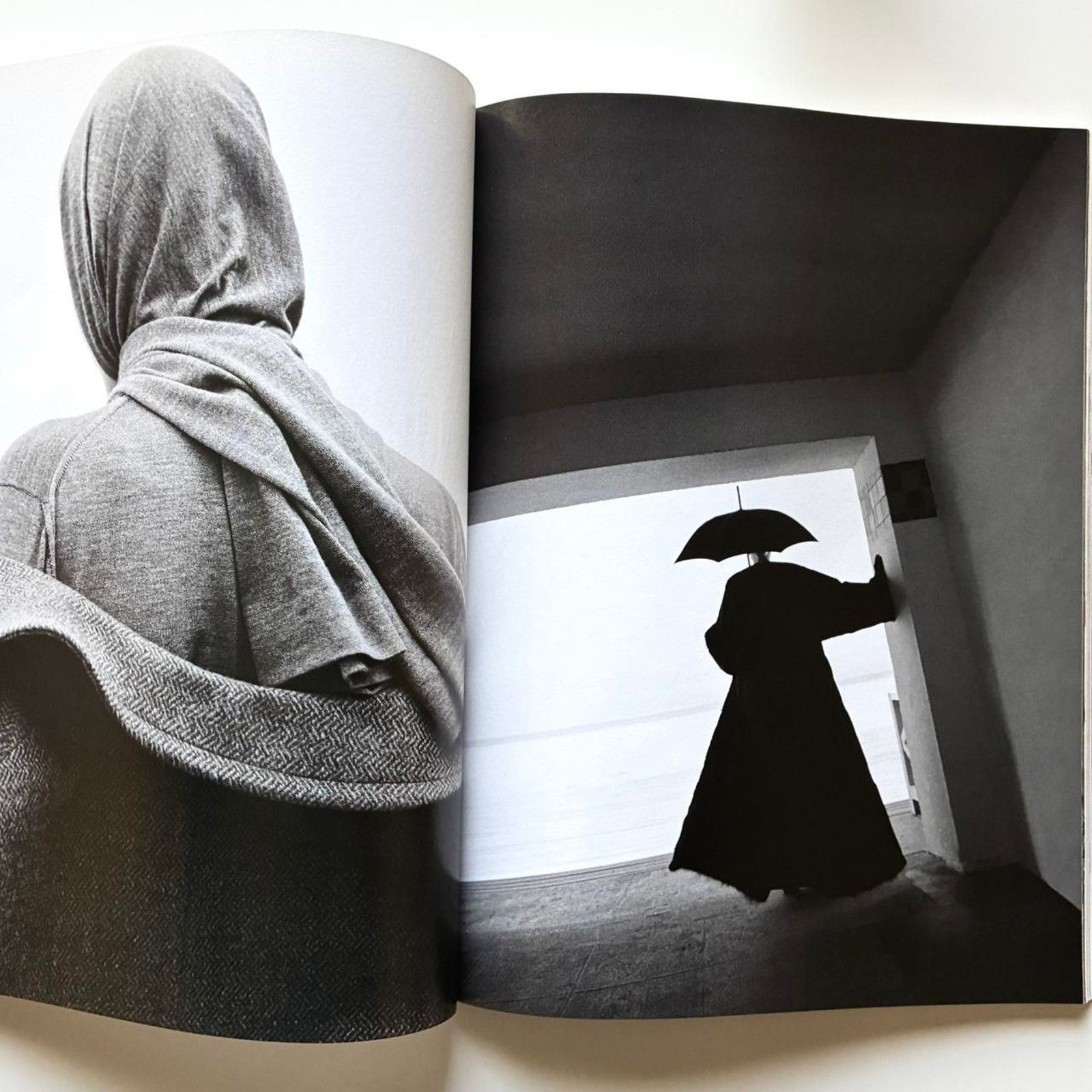 Hermes × Maison Margiela × Vintage Hermès Le Monde, Automne Hiver 2003 biannual magazine Size ONE SIZE - 2 Thumbnail