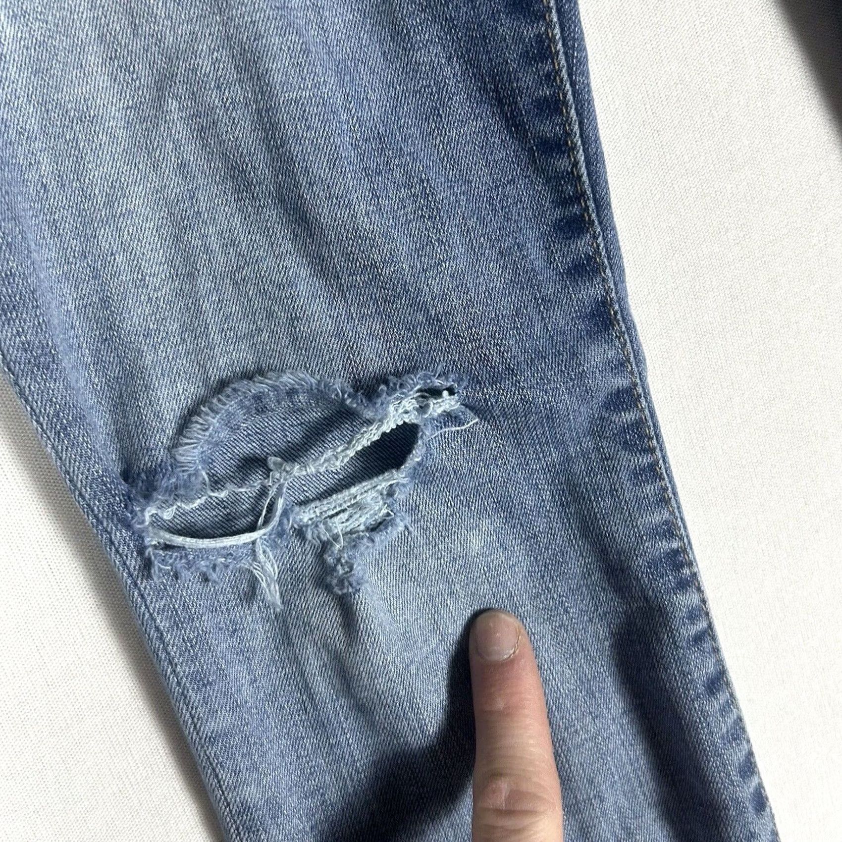 Gap Gap 1969 True Skinny Jeans Womens Size 24R Stretch Mid Rise Medium Wash Denim Clothing Jeans Regular Rise Zip Inseam 28in Size 42" / US 20 - 2 Thumbnail