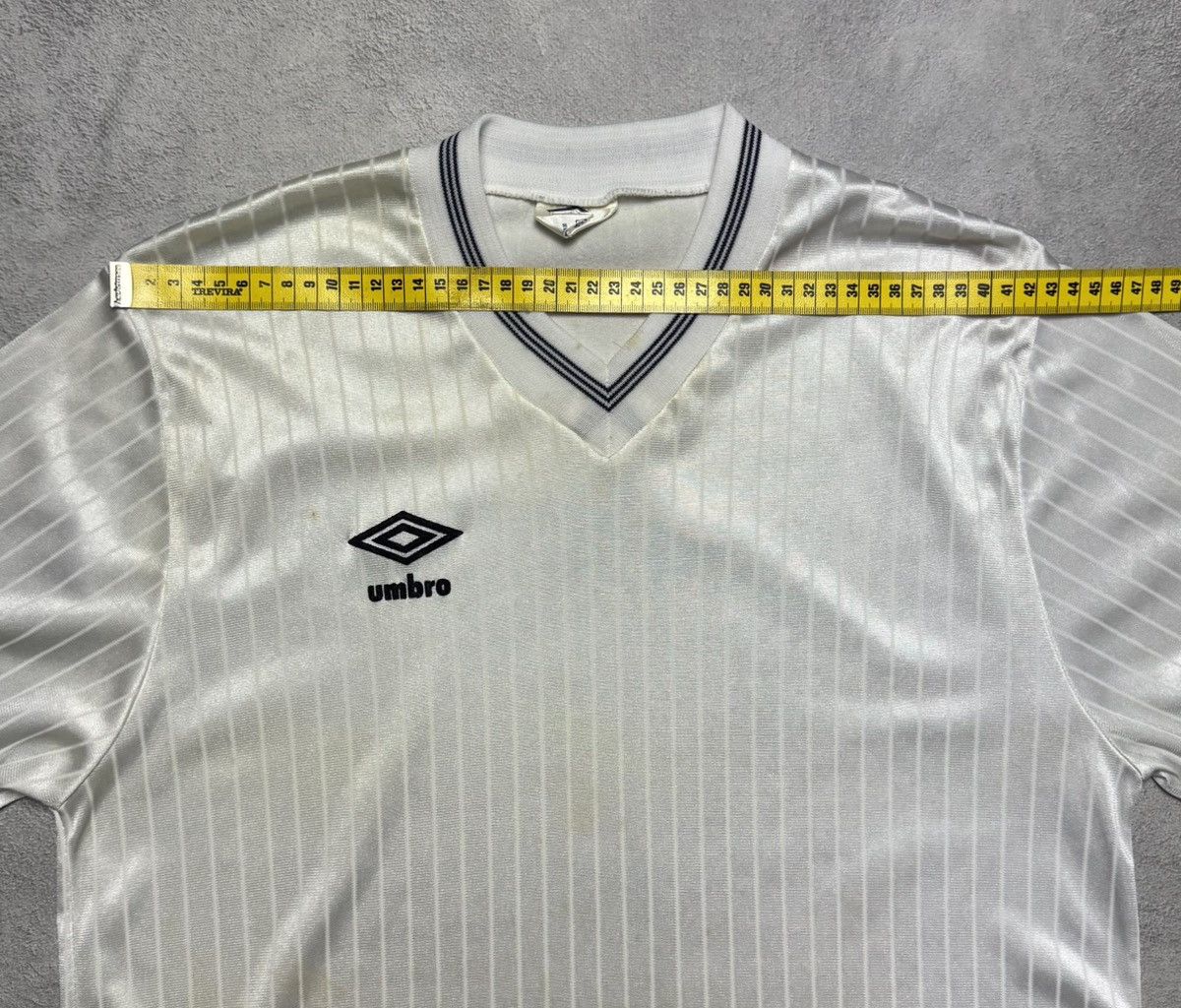 Umbro 1980s Umbro Template Shirt Soccer Jersey Long Sleeve Vintage Size US L / EU 52-54 / 3 - 16 Thumbnail