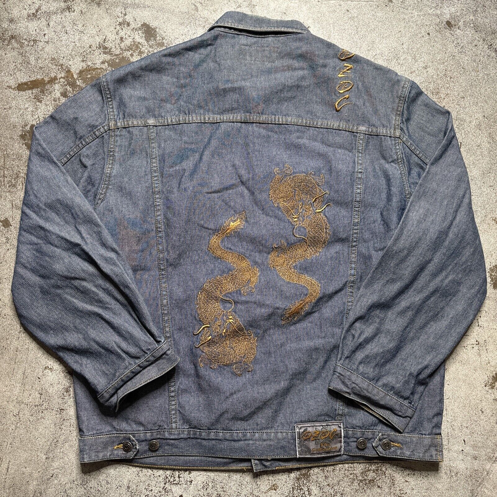 Vintage Ozoc Men's Blue Dragon Embroidered Trucker Denim Jacket XL Size US XL / EU 56 / 4 - 4 Thumbnail