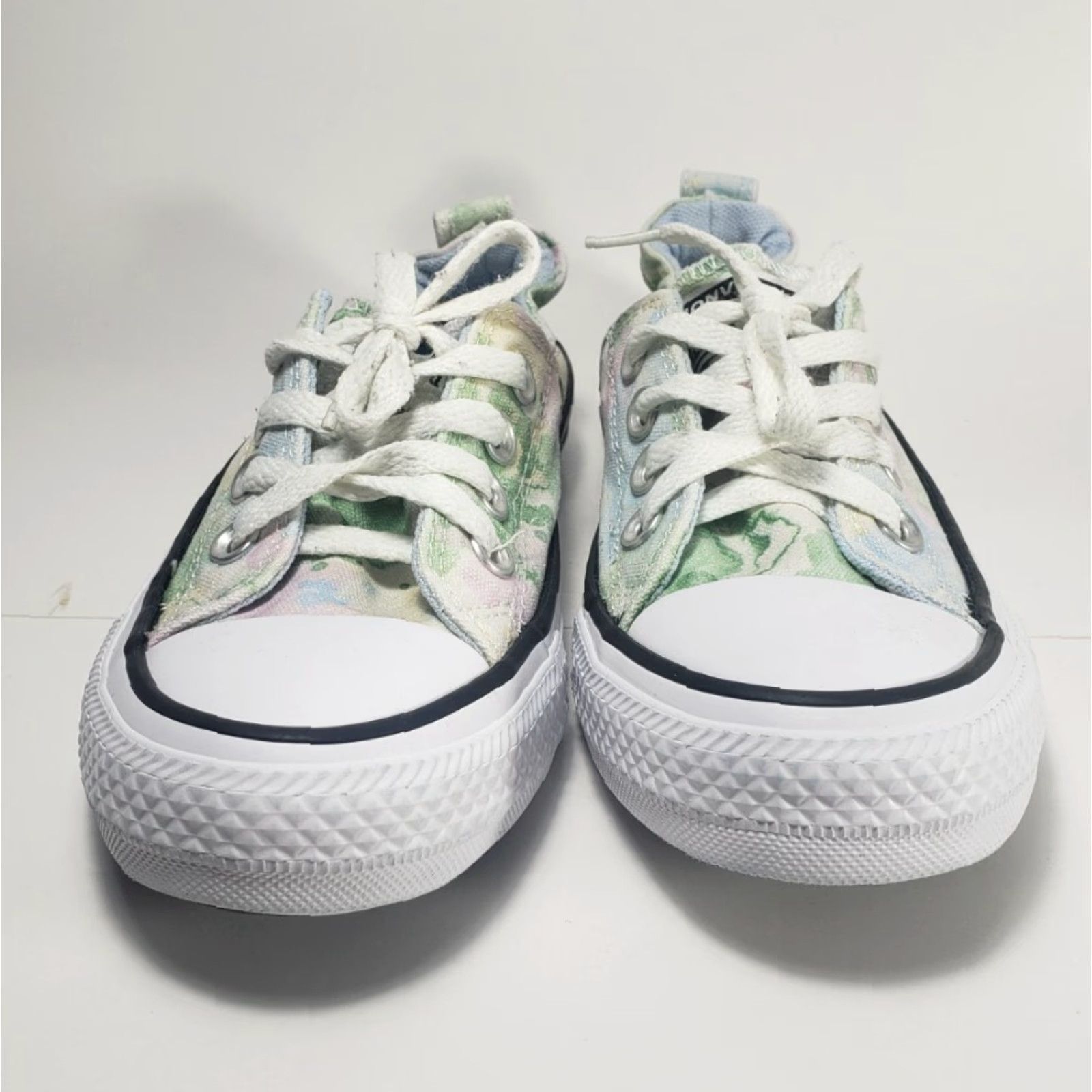 Converse Converse Chuck Taylor Low Top Sneaker Festival Print Womens Size 5 Multicolor Festival Converse Chuck Taylor Low Top Sneaker Womens Size 5 Multicolor Size S / US 4 / IT 40 - 2 Thumbnail