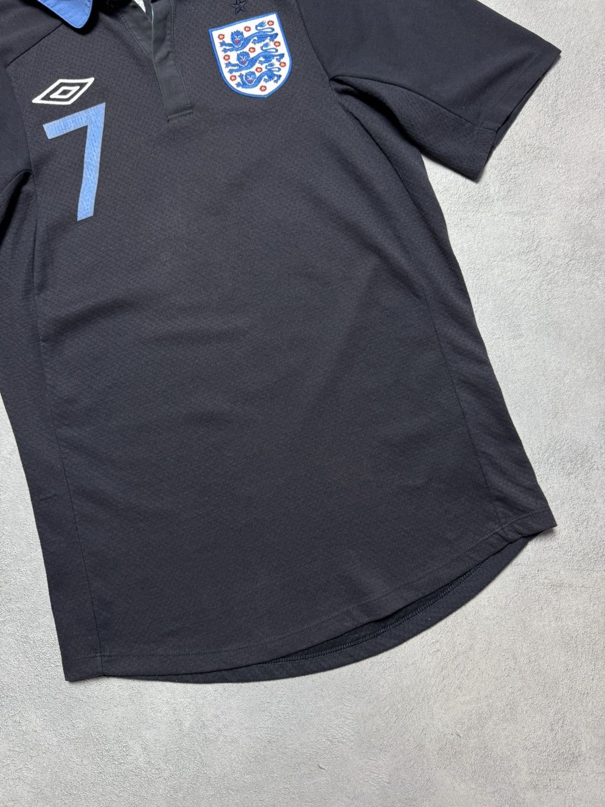 Umbro England 2012 2013 Away Shirt Soccer Jersey Umbro #7 Walcott Size US S / EU 44-46 / 1 - 4 Thumbnail