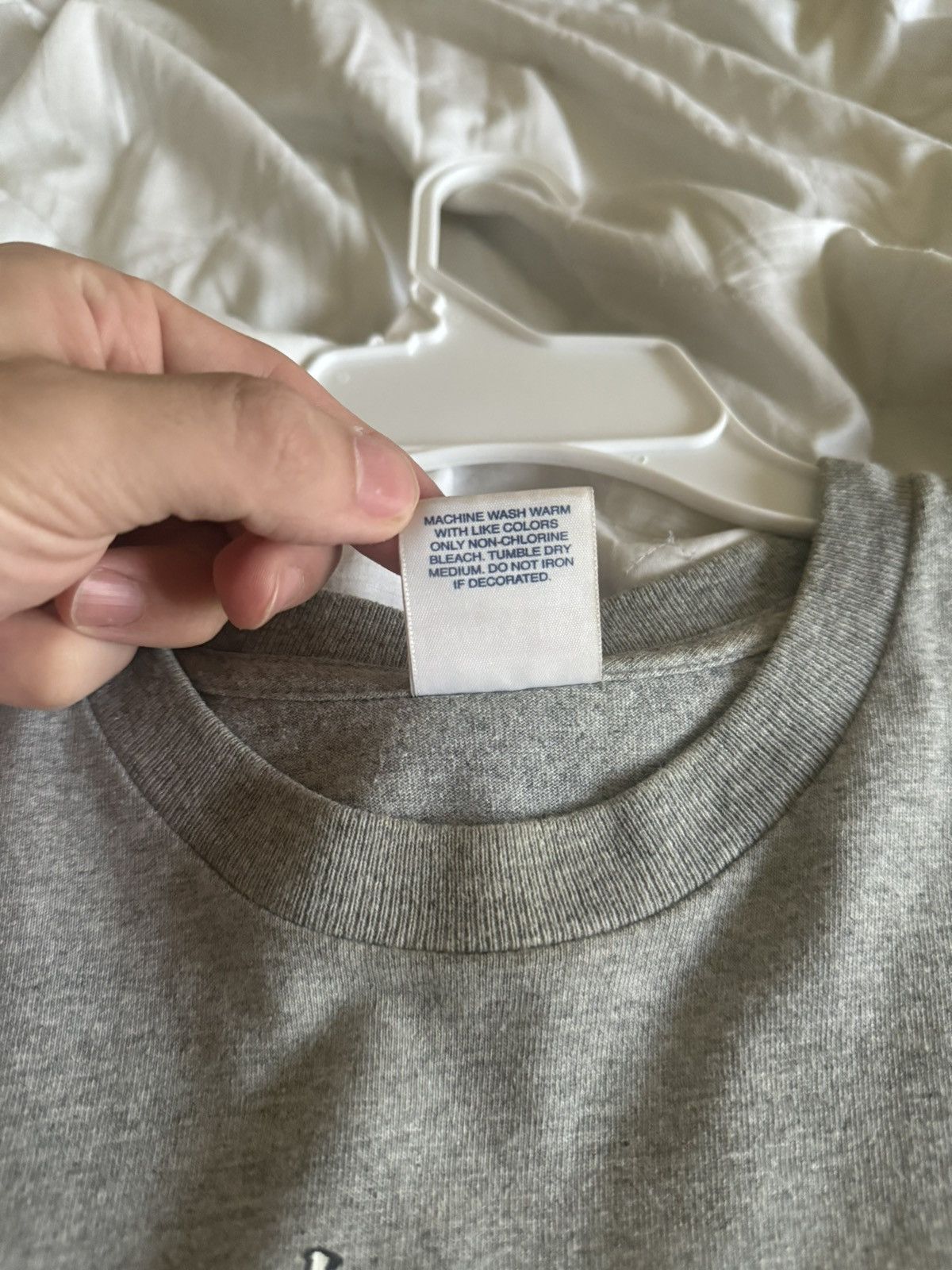 Supreme Supreme Gonz Butterfly T-Shirt Size US L / EU 52-54 / 3 - 3 Thumbnail