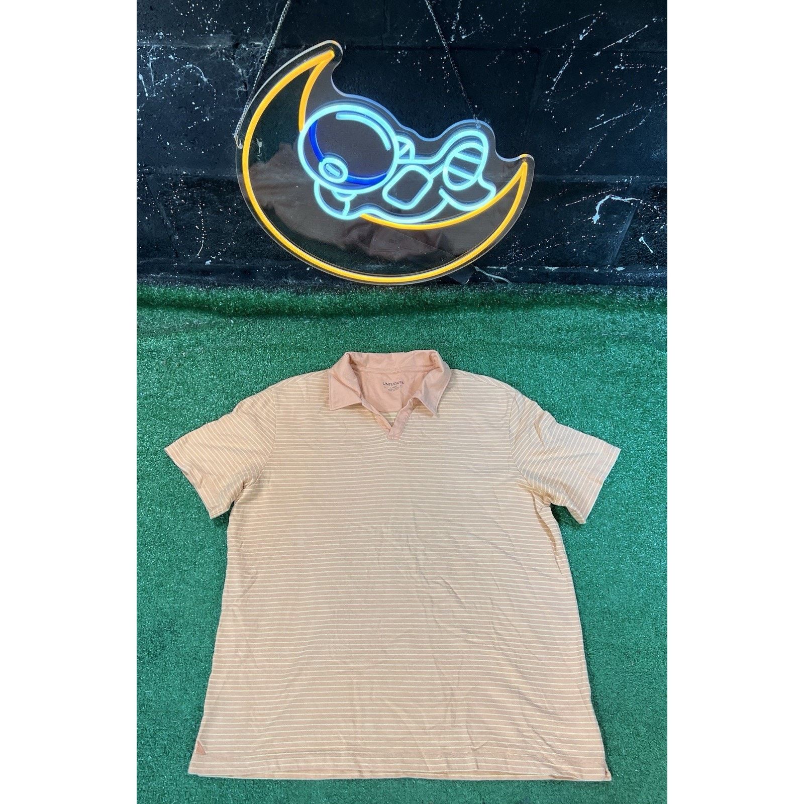 UNTUCKit Untuckit Polo Shirt Golf Orange Short Sleeve Men Sz L Size US L / EU 52-54 / 3 - 1 Thumbnail