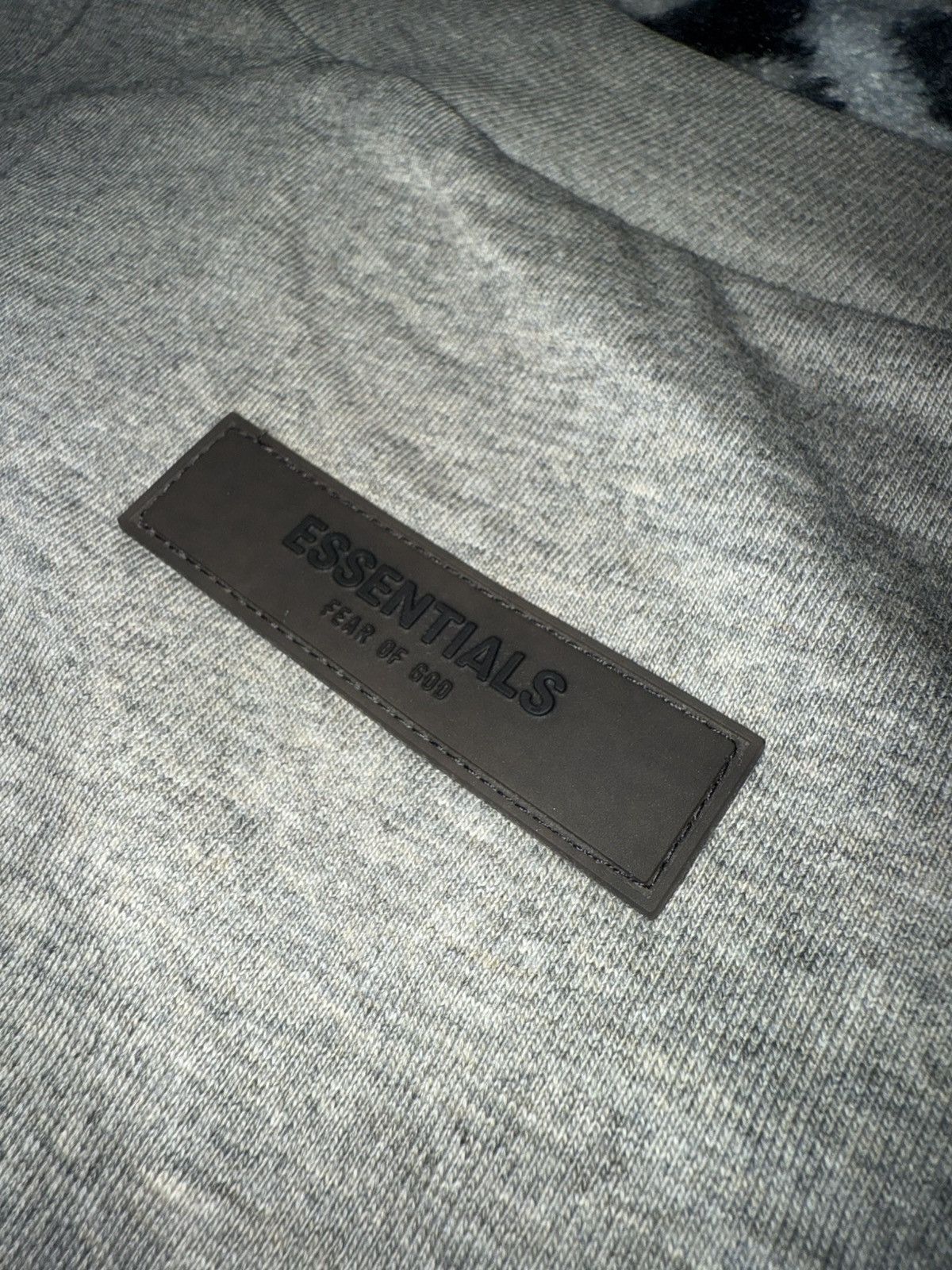 Essentials Fear of God Essentials "Dark Oatmeal" Tee Size US L / EU 52-54 / 3 - 3 Thumbnail