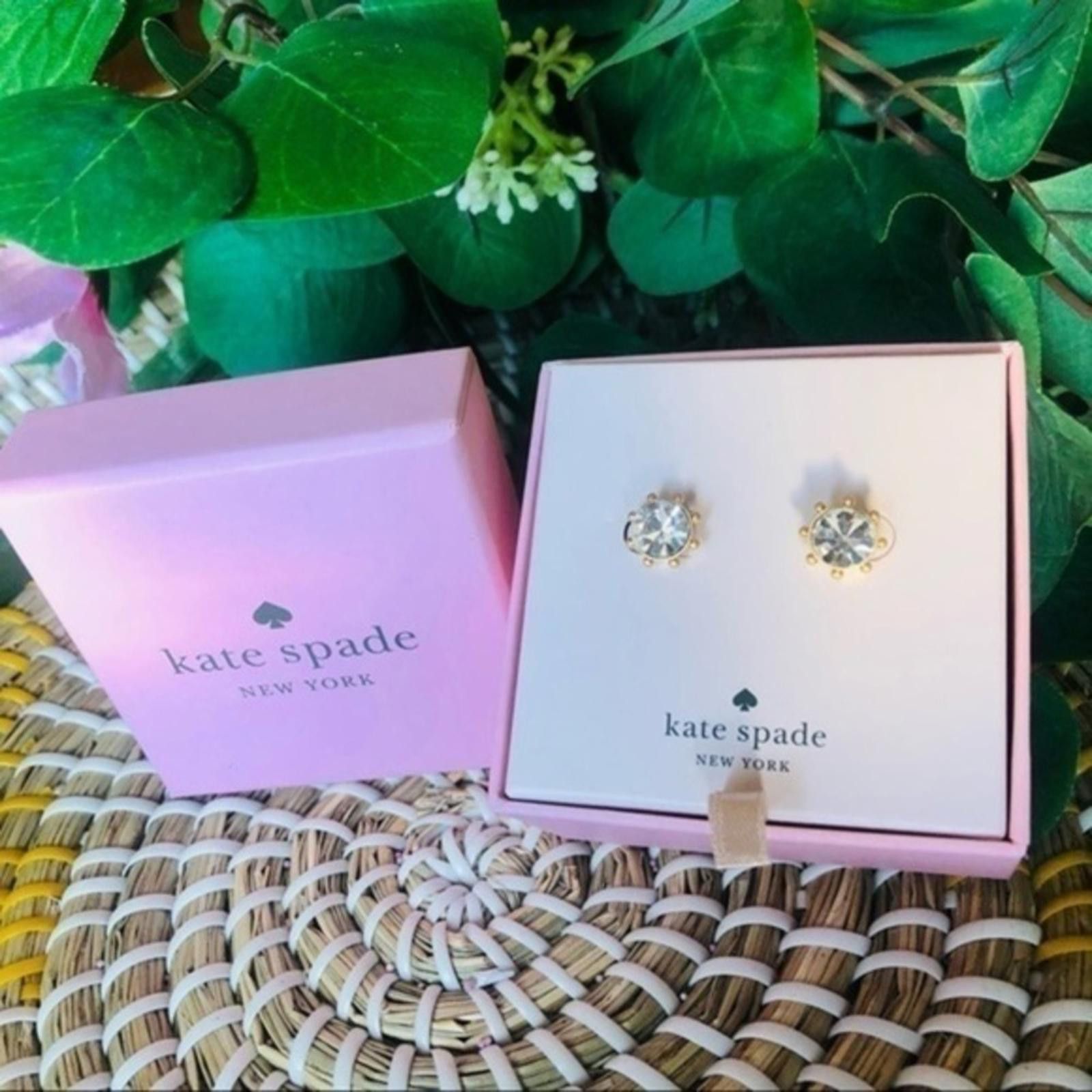 Designer × Kate Spade Kate Spade Stud Earrings NWT Size ONE SIZE - 1 Thumbnail