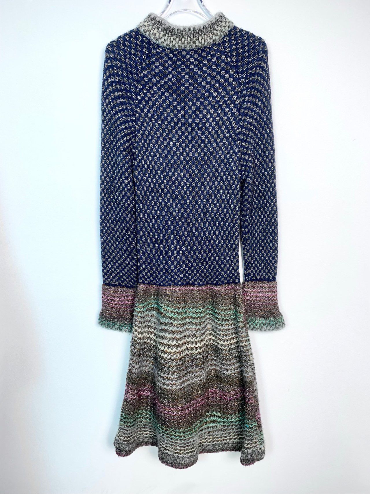 Chanel Chanel Women's Round Neck Knit Jacquard Striped Dress Size M / US 6-8 / IT 42-44 - 2 Thumbnail