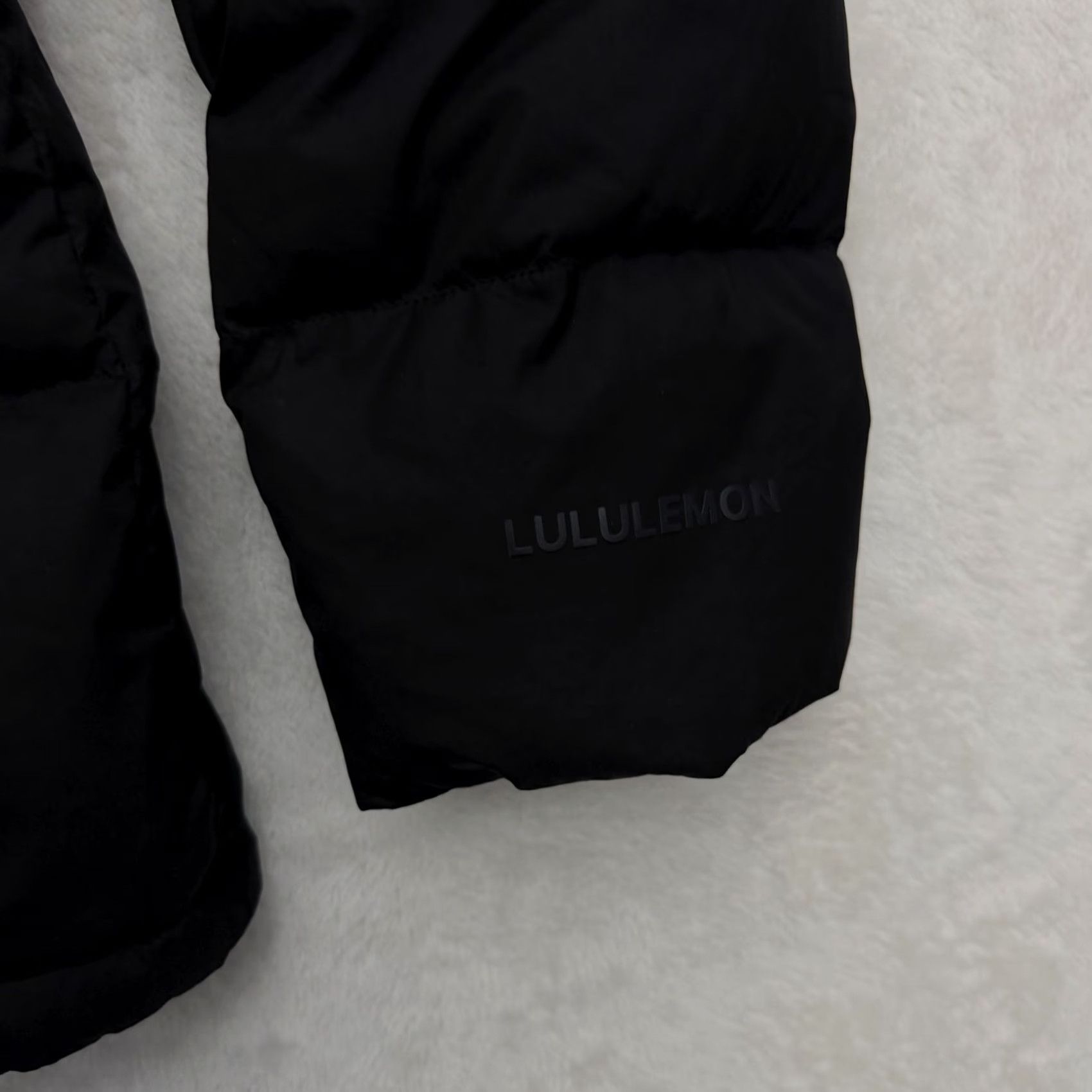 Lululemon Lululemon Jacket Womens 10 Black Down Puffer Insulated Full Zip Warm Winter Jacket Size L / US 10 / IT 46 - 5 Thumbnail