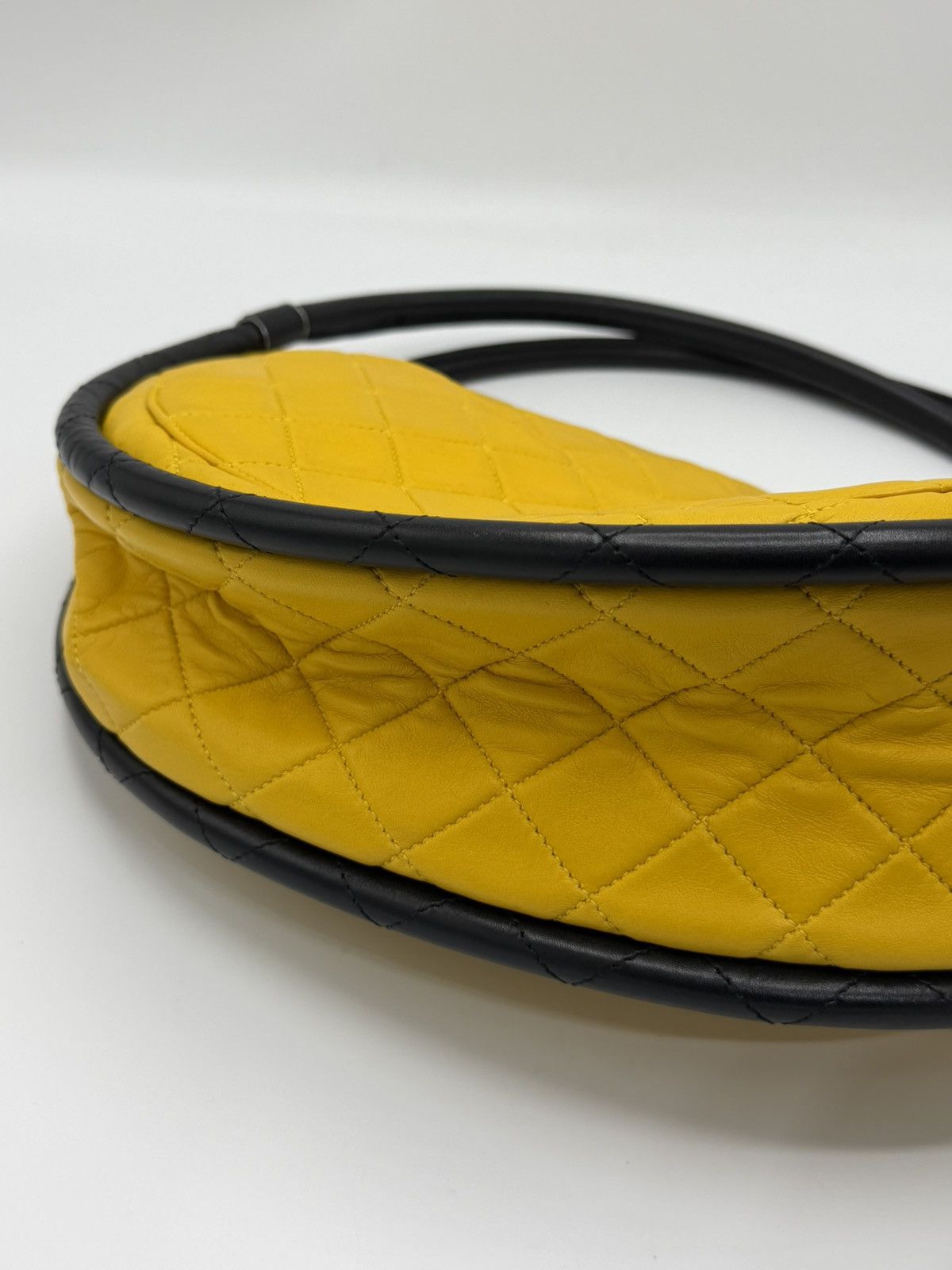 Chanel RARE Chanel SS13 Hula Hoop Flap bag Size ONE SIZE - 13 Thumbnail