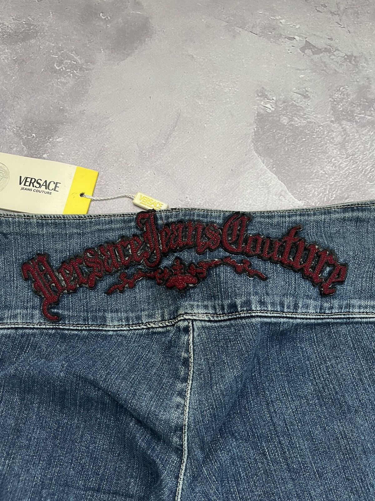 Versace Jeans Couture Versace Jeans Couture Big Logo Red Embroidered Denim Pants Size 28" / US 6 / IT 42 - 6 Thumbnail