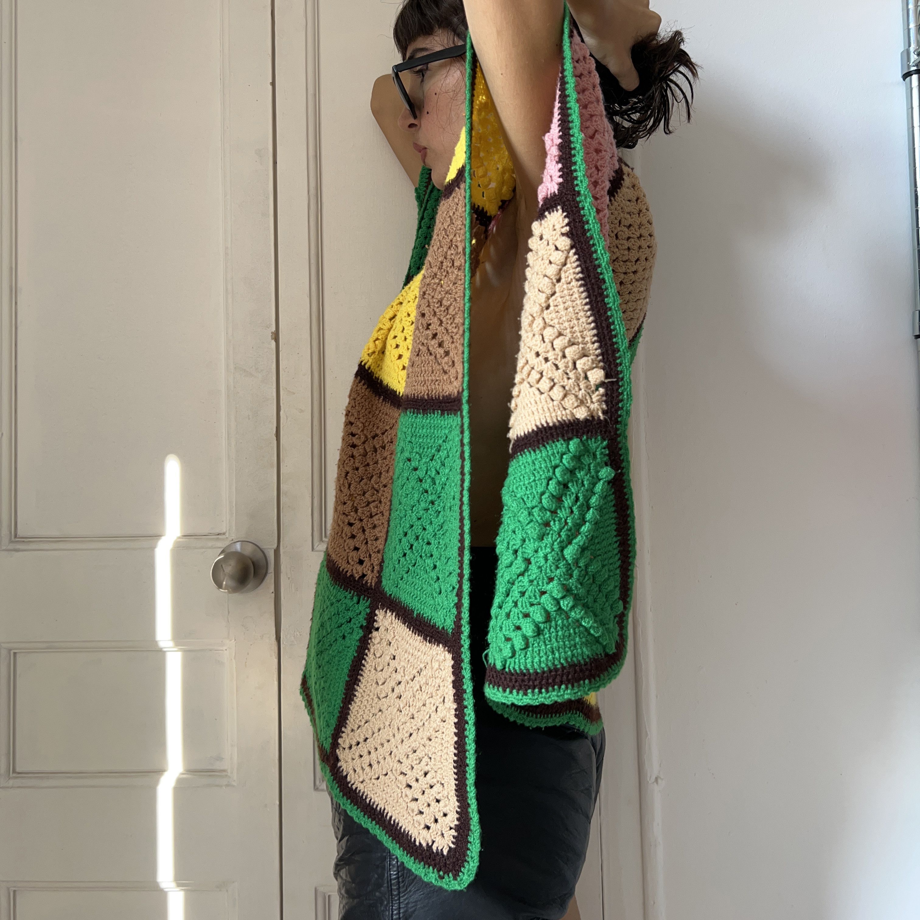 Vintage Vintage 70s Hand Crochet Poncho Size ONE SIZE - 5 Thumbnail