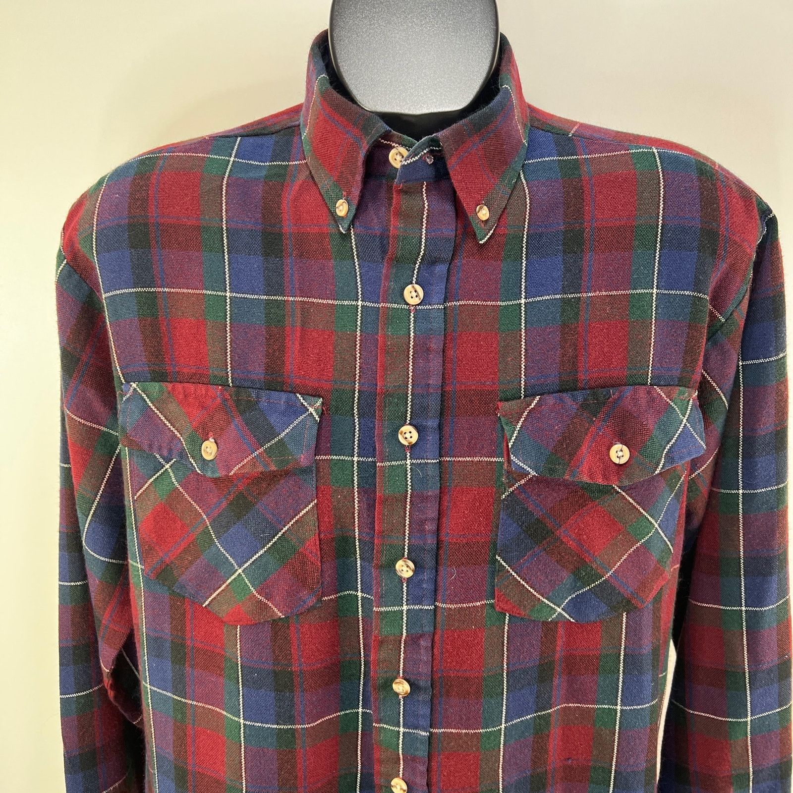 Vintage Vintage Van Heusen Winterweights Acrylic Flannel Shirt Size US L / EU 52-54 / 3 - 2 Thumbnail