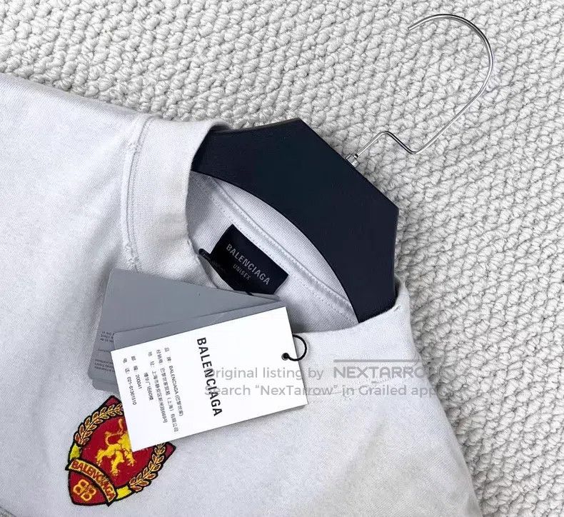 Balenciaga Balenciaga White mud-dyed Manchester United dirty water-wa Size US S / EU 44-46 / 1 - 3 Thumbnail