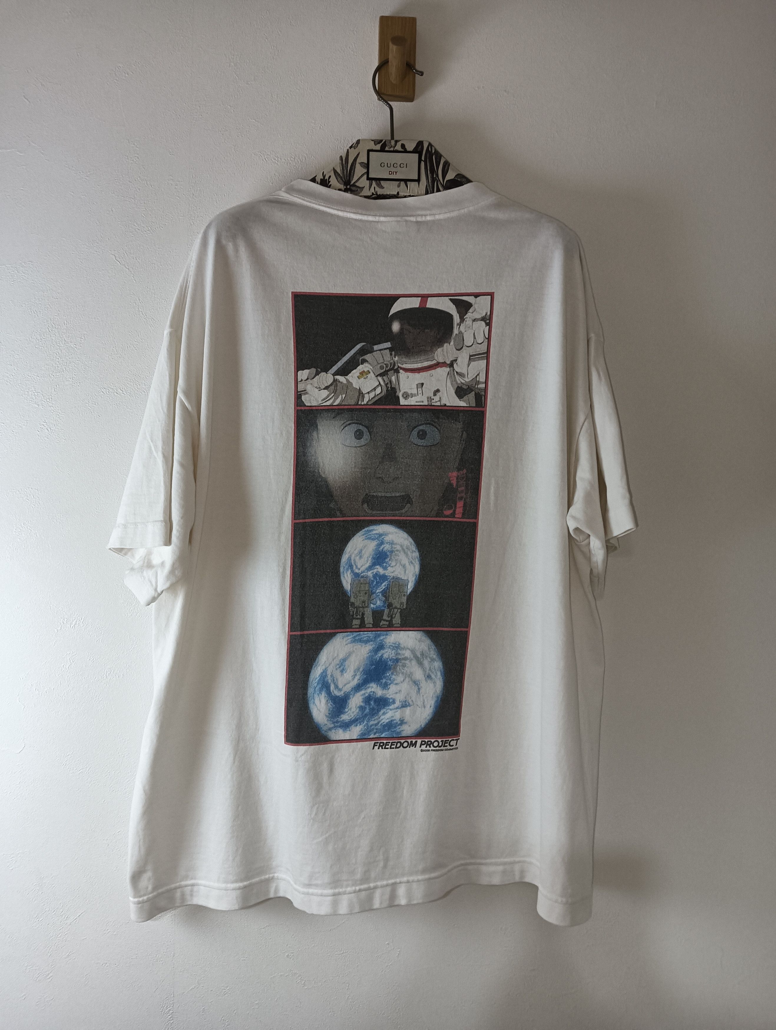 Saint Michael Freedom 'Astro' Tee Size US XL / EU 56 / 4 - 2 Thumbnail