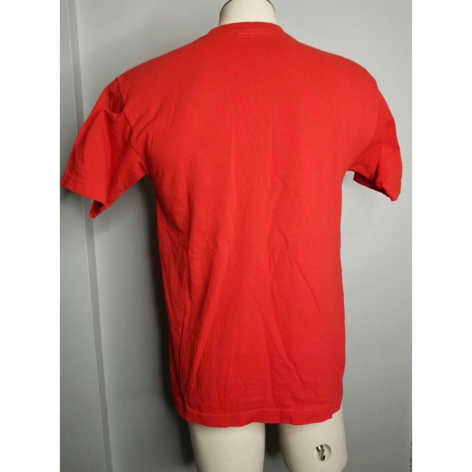Vintage VINTAGE United States Marines Red Graphic T-shirt Bayside USA MADE Mens M Shirt Size US M / EU 48-50 / 2 - 3 Thumbnail