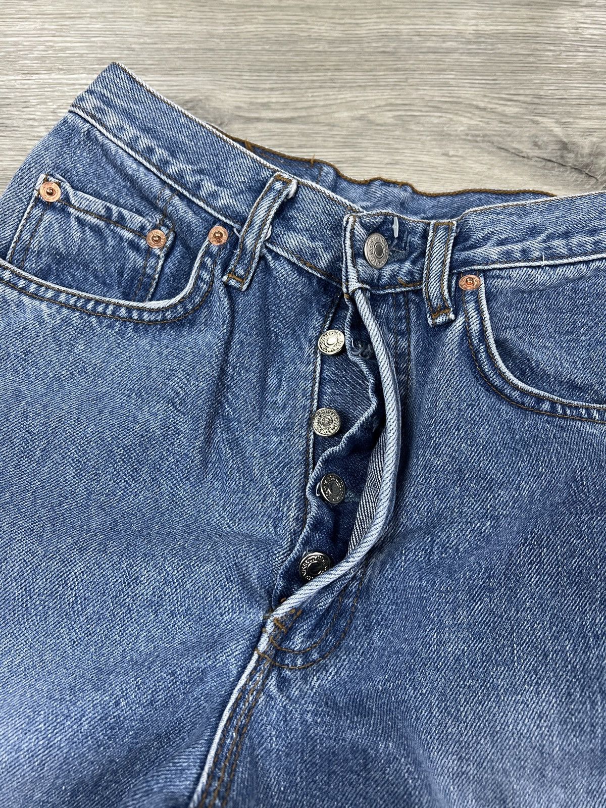 Levi's Vintage Clothing Levi’s vintage jeans made in USA blue size 28/30 men’s Size US 28 / EU 44 - 6 Thumbnail