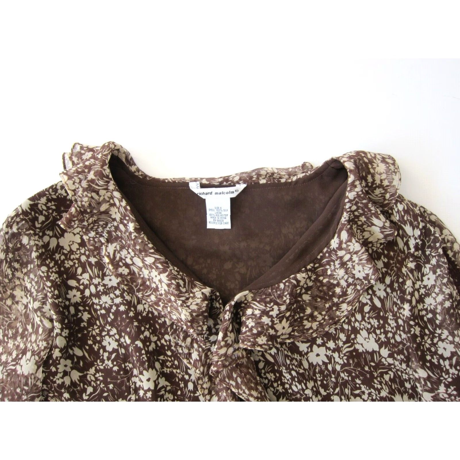 Vintage Richard Malcolm 100% Silk Ivory Brown Floral Ruffle Button Down Blouse Small Size S / US 4 / IT 40 - 3 Thumbnail
