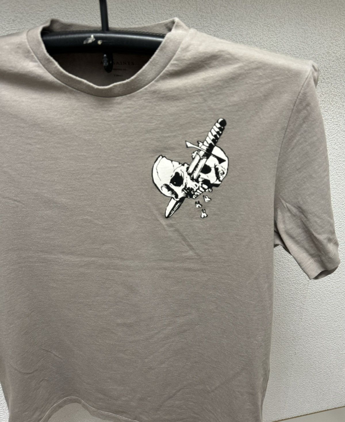 Allsaints Allsaints skull big logo t-shirt M sz Size US M / EU 48-50 / 2 - 5 Thumbnail