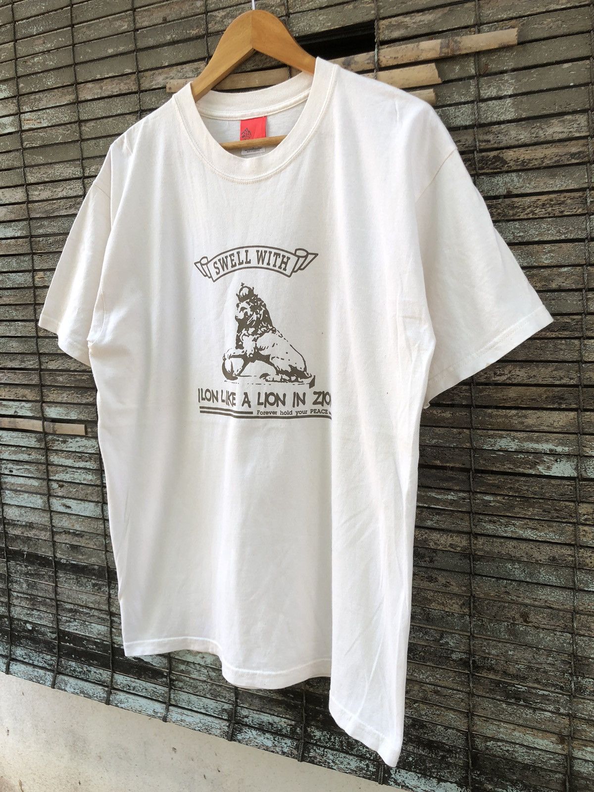 Japanese Brand Vintage Y2K Swell With Ilon Like A Lion In Zion Tee Size US L / EU 52-54 / 3 - 6 Thumbnail