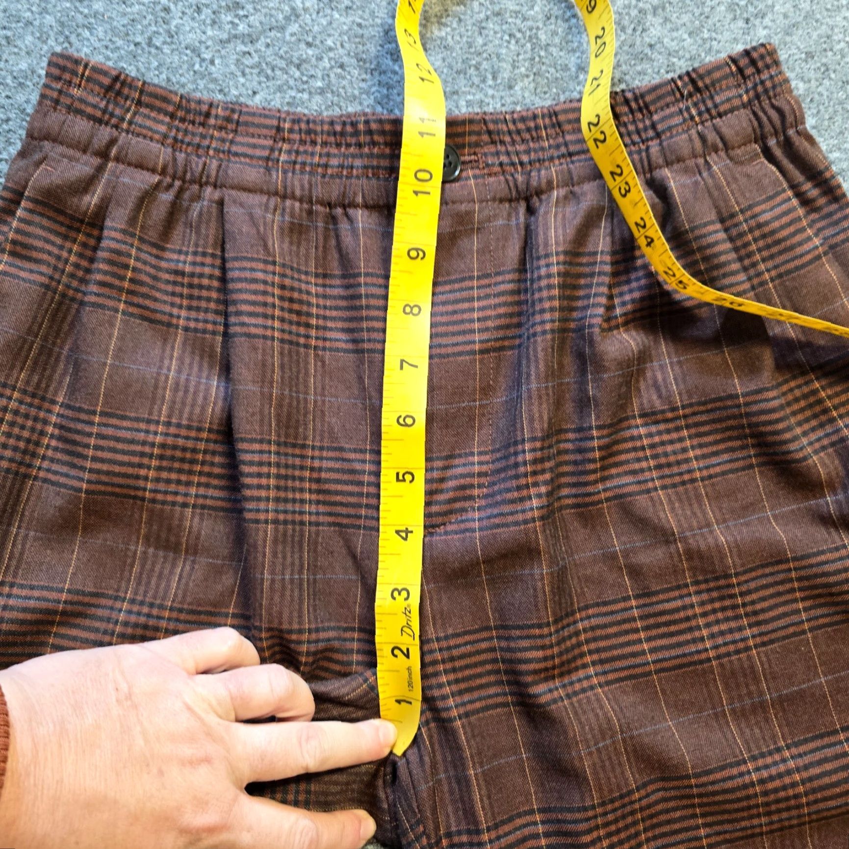 Madewell Madewell Pants Womens Size Small Brown Plaid Zip Cropped Pleated Capsule Casual Tapered Cropped Capris Style Size 28" / US 6 / IT 42 - 6 Thumbnail