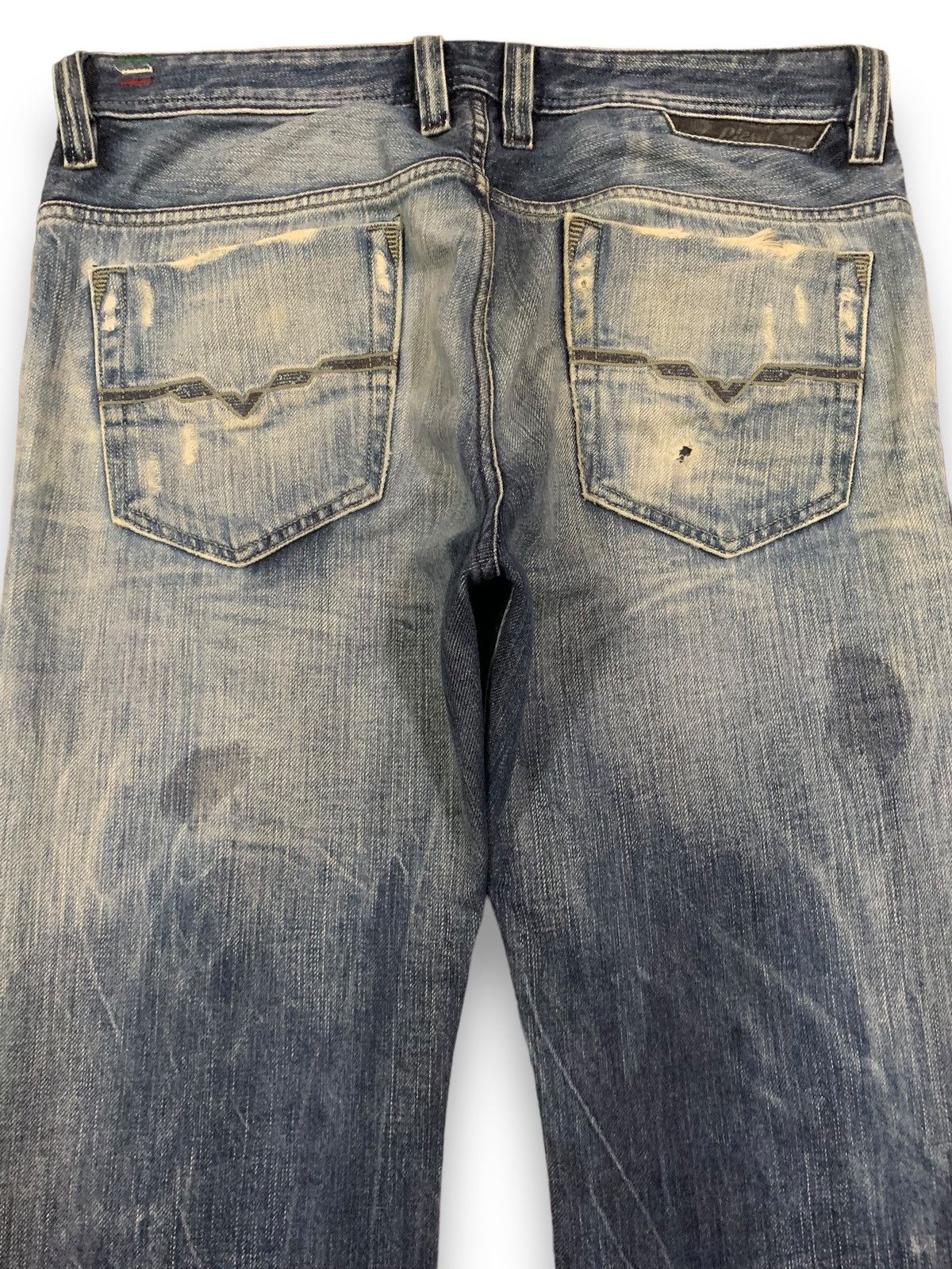 Diesel Vintage Diesel Industry Safado Bleached Grunge Ripped Jeans Size US 32 / EU 48 - 11 Thumbnail