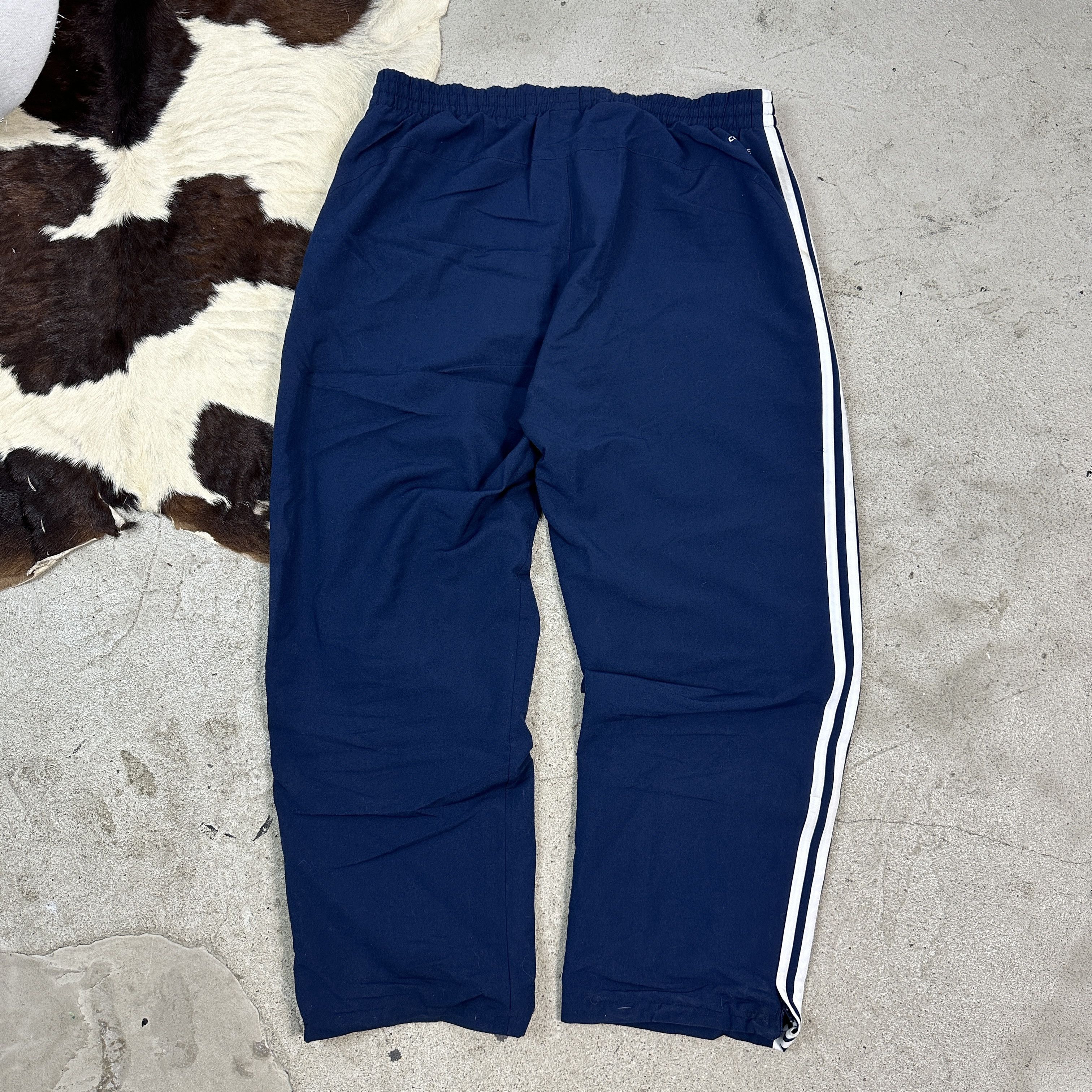Adidas × Vintage Baggy Vintage Adidas 00s Sweatpants Size US 40 / EU 56 - 3 Thumbnail