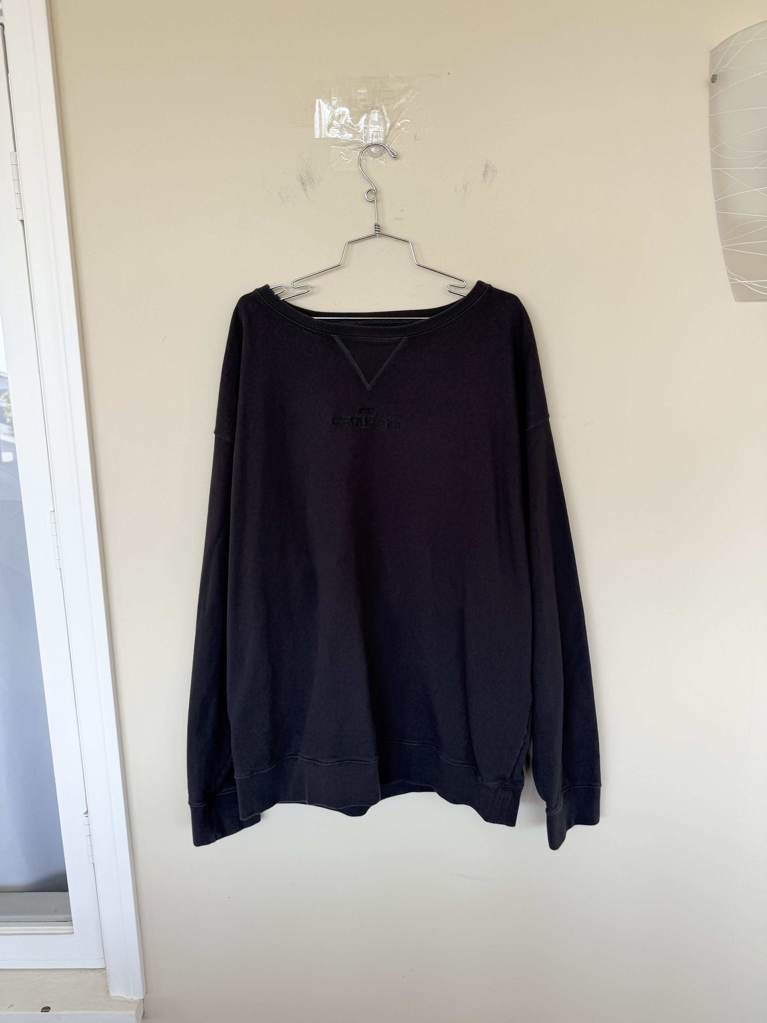 Maison Margiela Maison Margiela Logo Crewneck Size US XL / EU 56 / 4 - 1 Thumbnail
