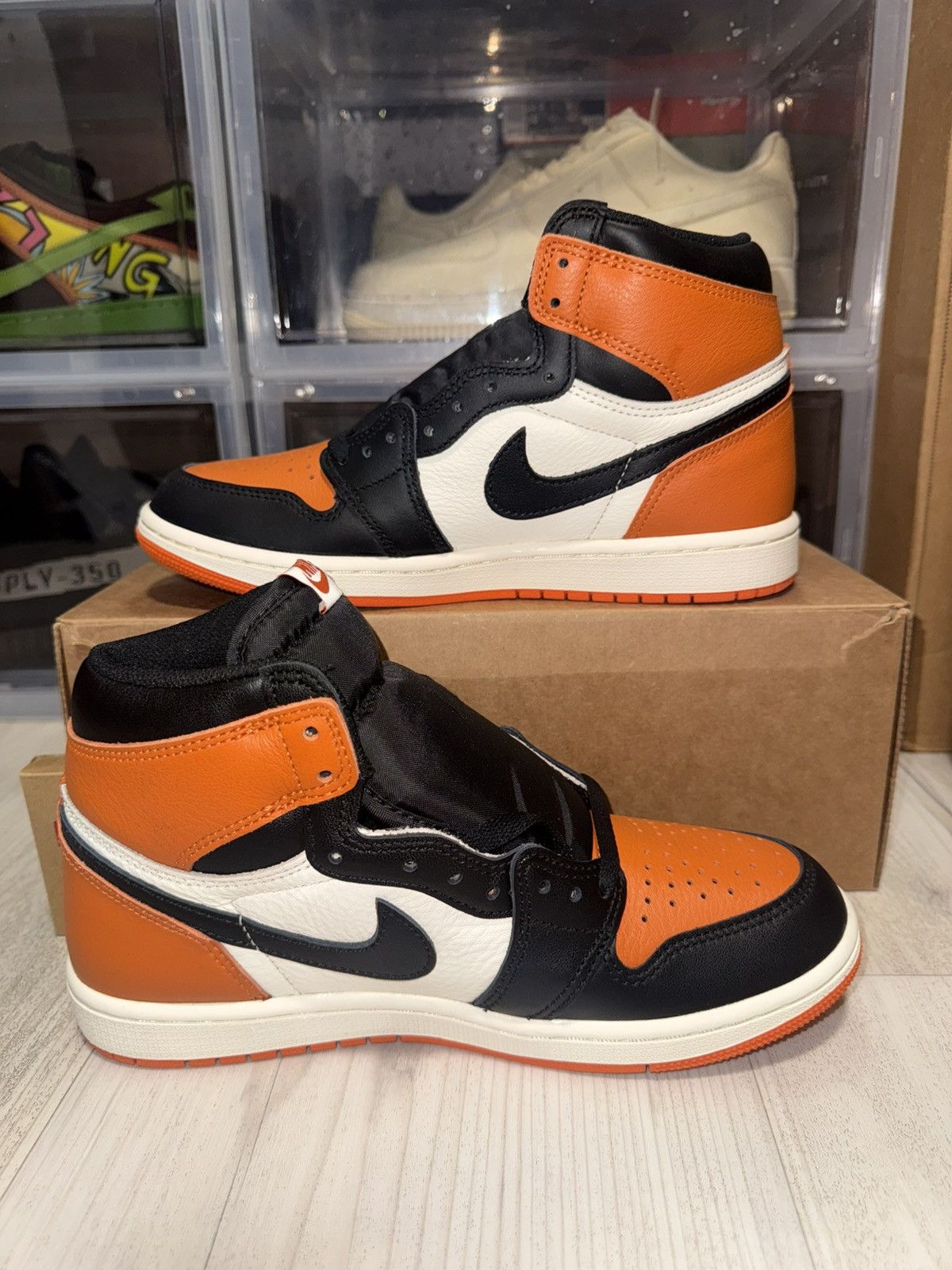 Jordan Brand Air Jordan 1 Retro High OG Shattered BackBoard Size US 7.5 / EU 40-41 - 3 Thumbnail