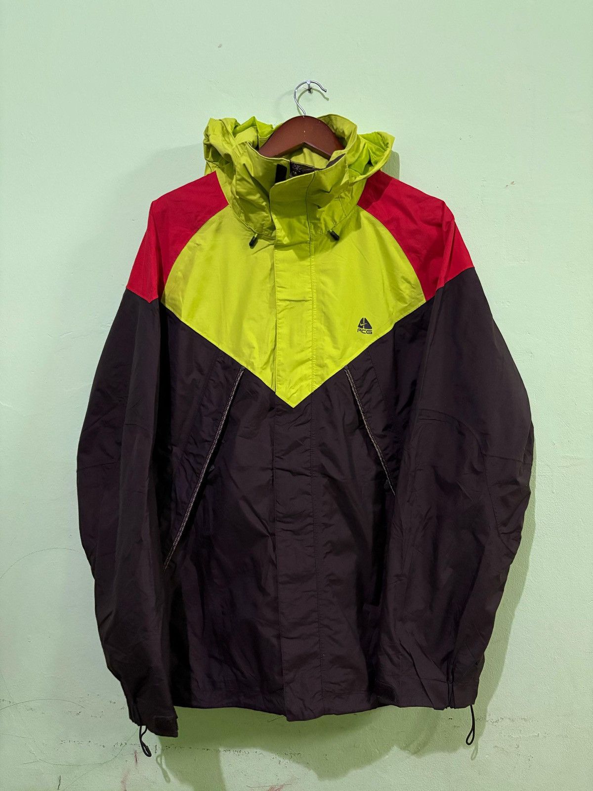 Nike Nike ACG Windbreaker Jacket multicoloured Jacket Design Size US L / EU 52-54 / 3 - 1 Thumbnail