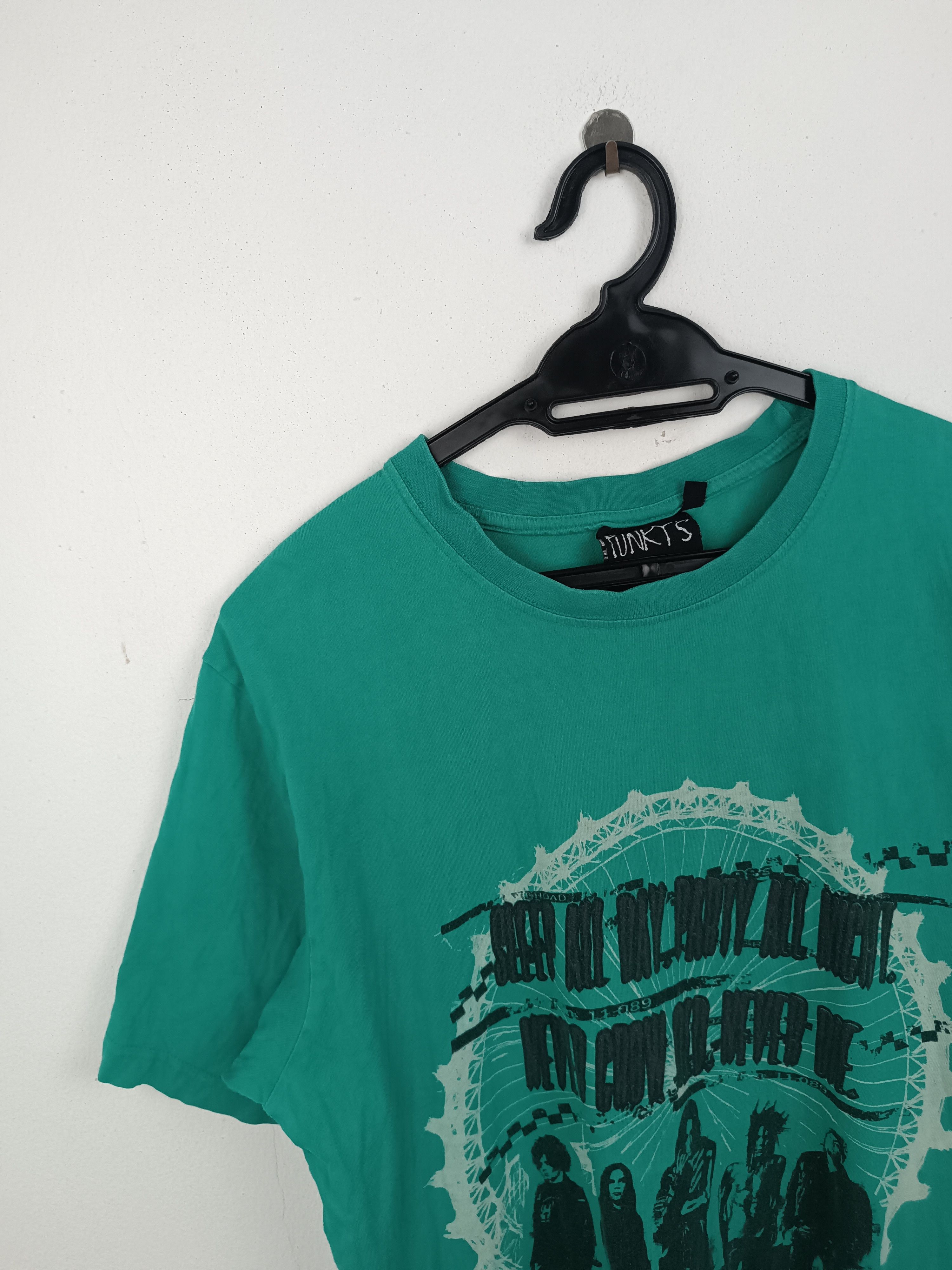 Vintage VINTAGE THE LOST BOYS HORROR COMEDY TEE fright night dark Size US M / EU 48-50 / 2 - 5 Thumbnail