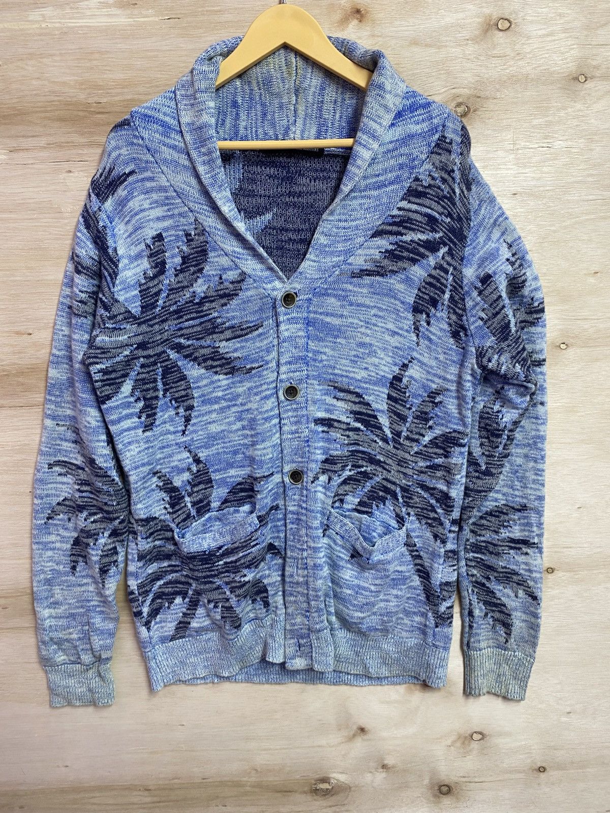 Other Hawaii knitwear buttons ups Size US L / EU 52-54 / 3 - 1 Thumbnail