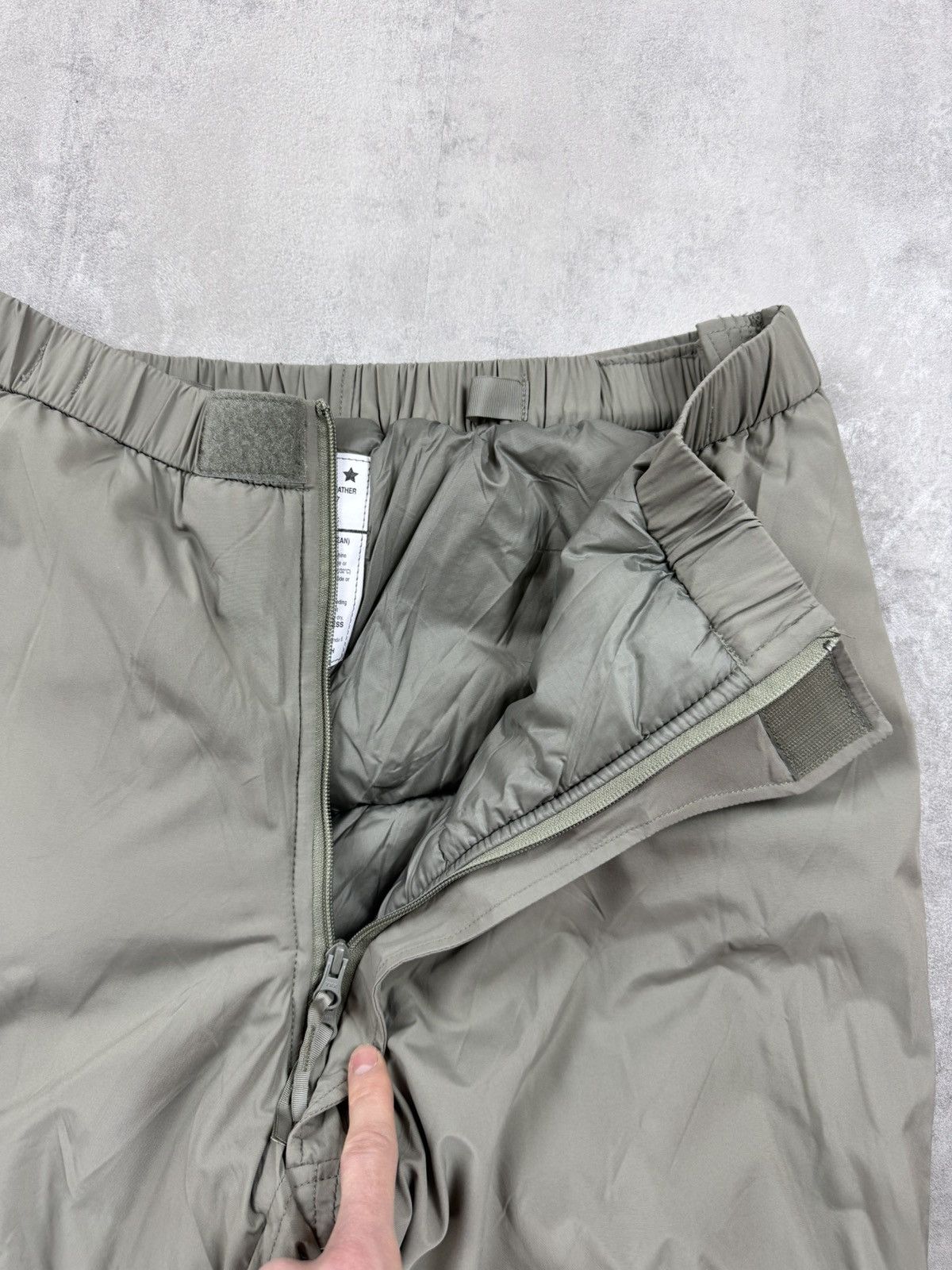 Other Trousers Extreme Cold Weather Generation III Layer 7 pants Size US 33 - 8 Thumbnail