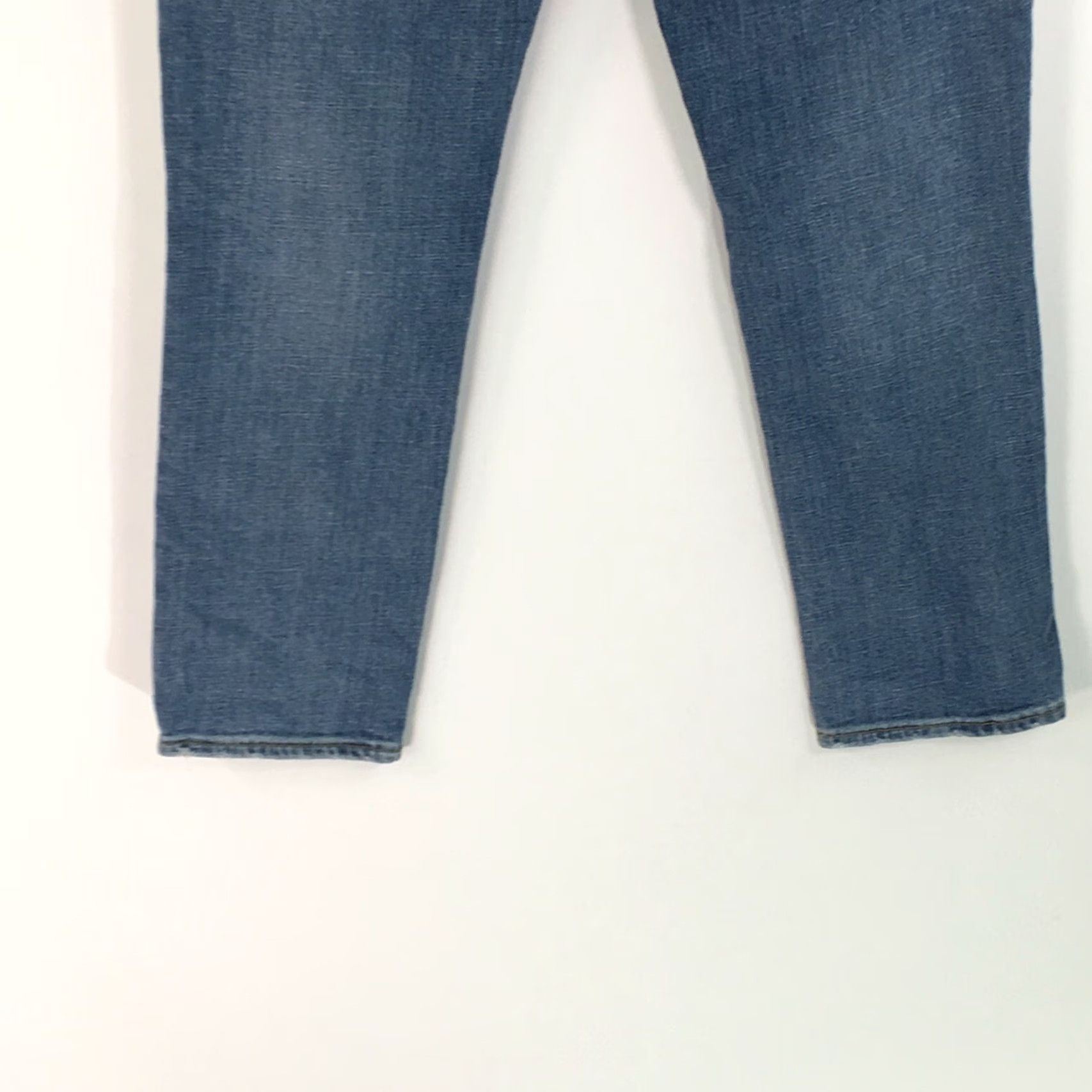Gap Gap 1969 Best Girlfriend Jeans Distressed Regular Fit Blue Denim Size 26 Womens Size 26" / US 2 / IT 38 - 6 Thumbnail